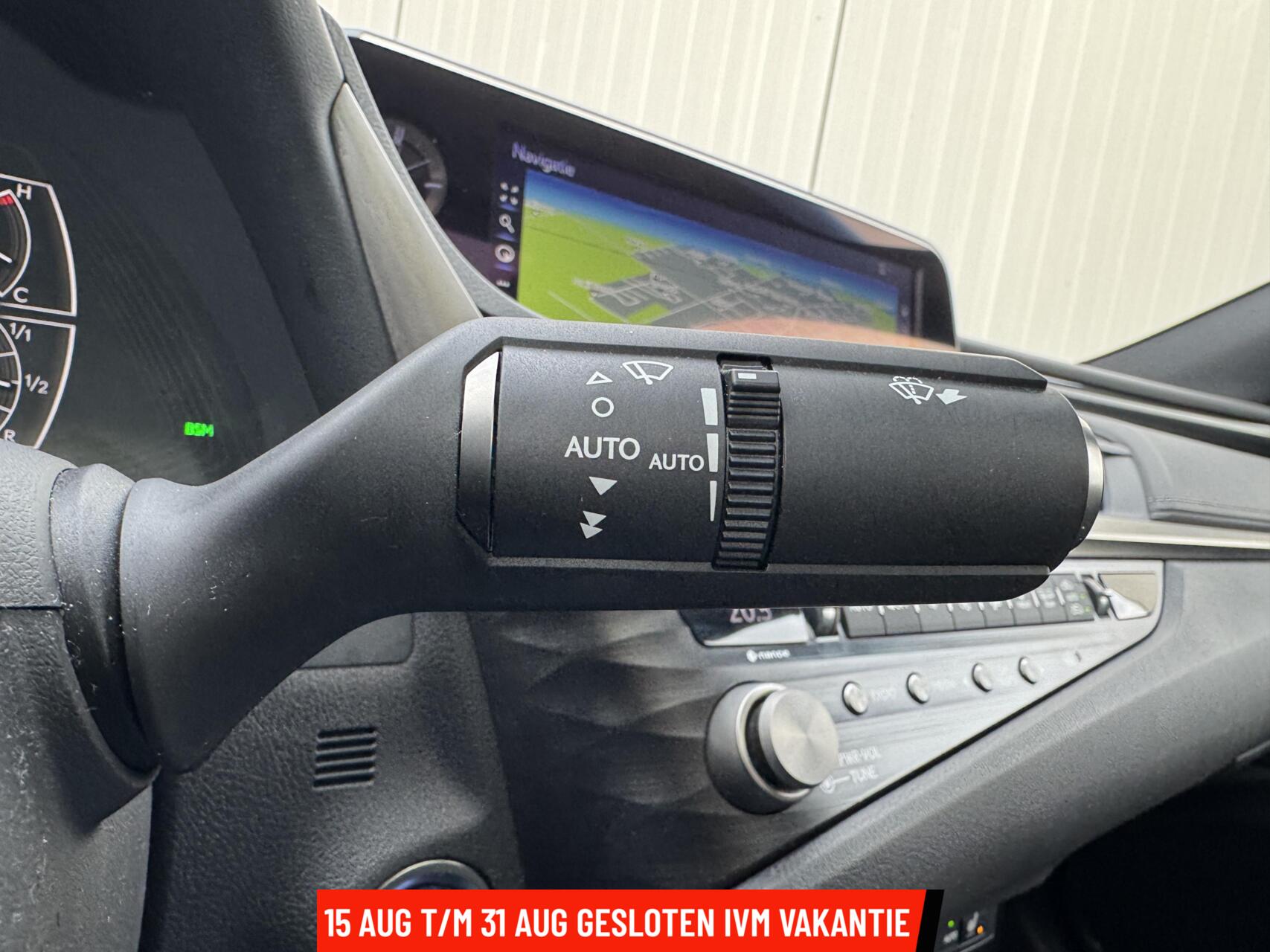 Foto van Lexus Lexus Es300h
