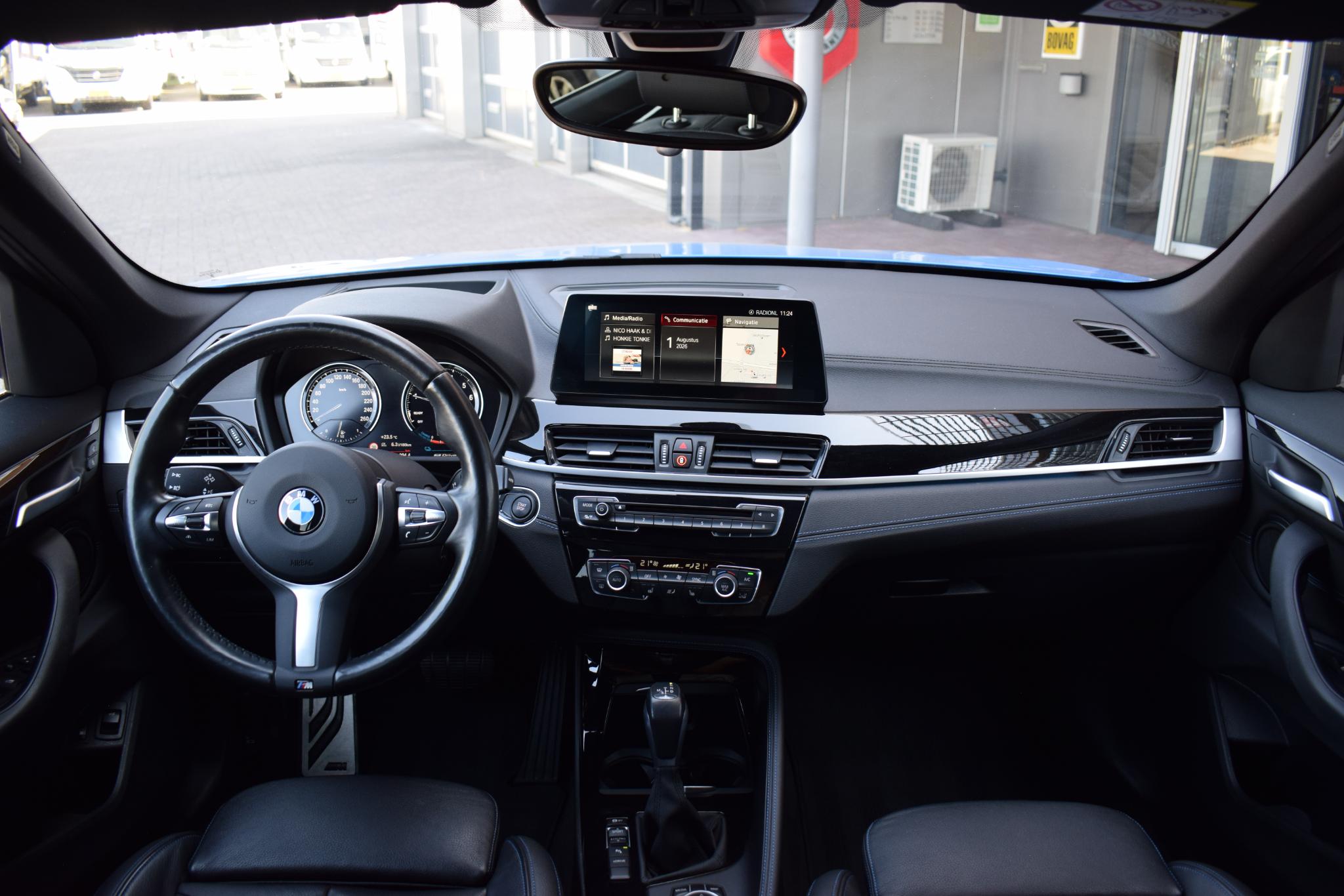 Foto van BMW X1