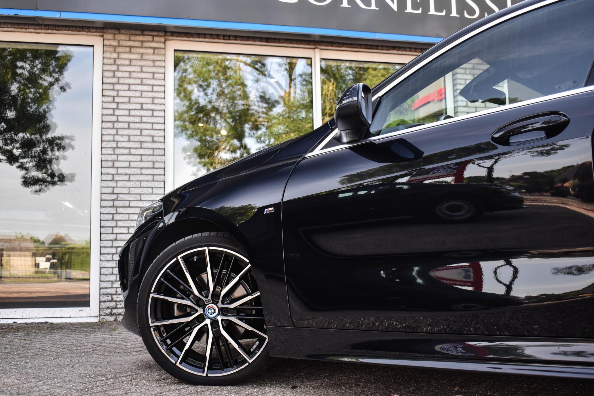 Foto van BMW 118i