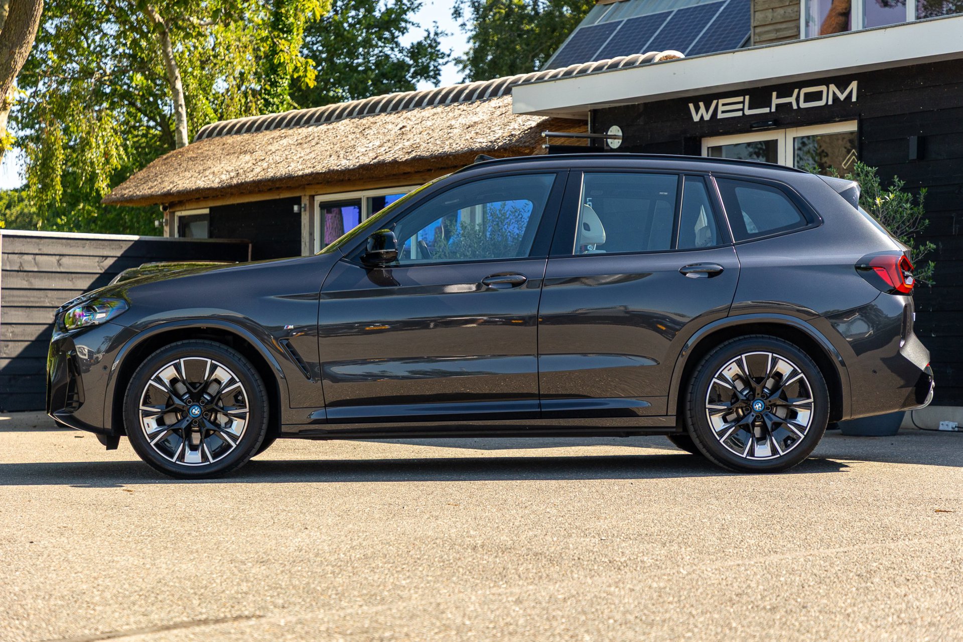 Foto van BMW Ix3