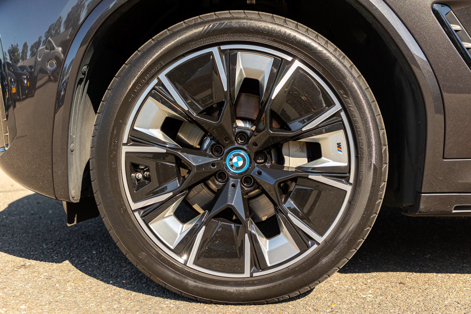 Foto van BMW Ix3