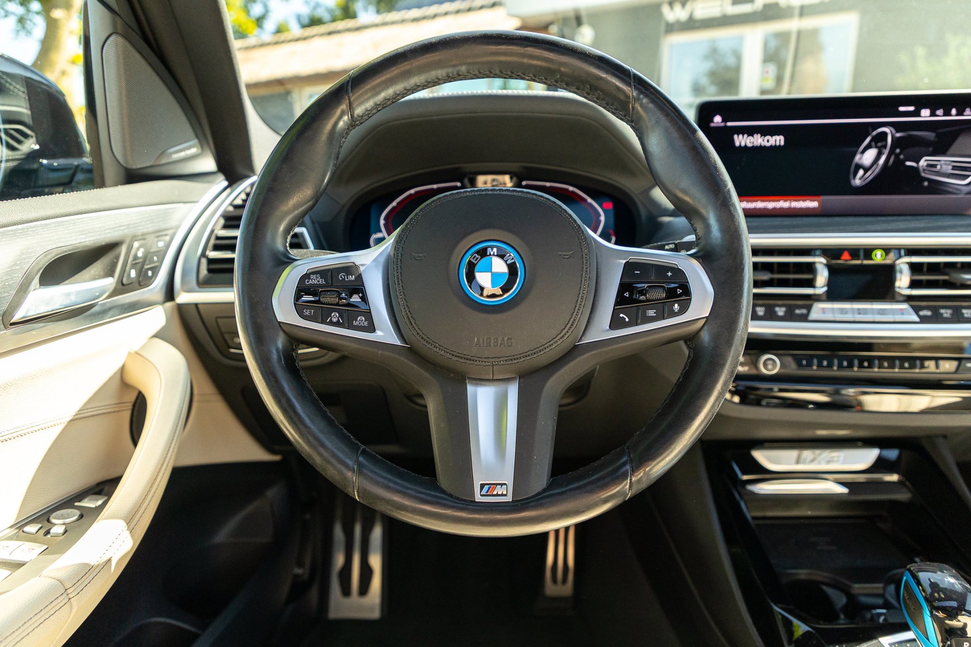 Foto van BMW Ix3