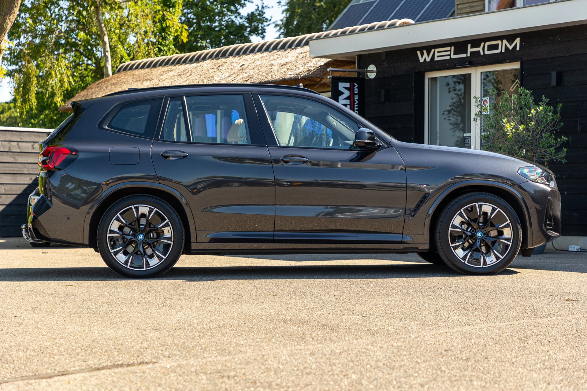 Foto van BMW Ix3