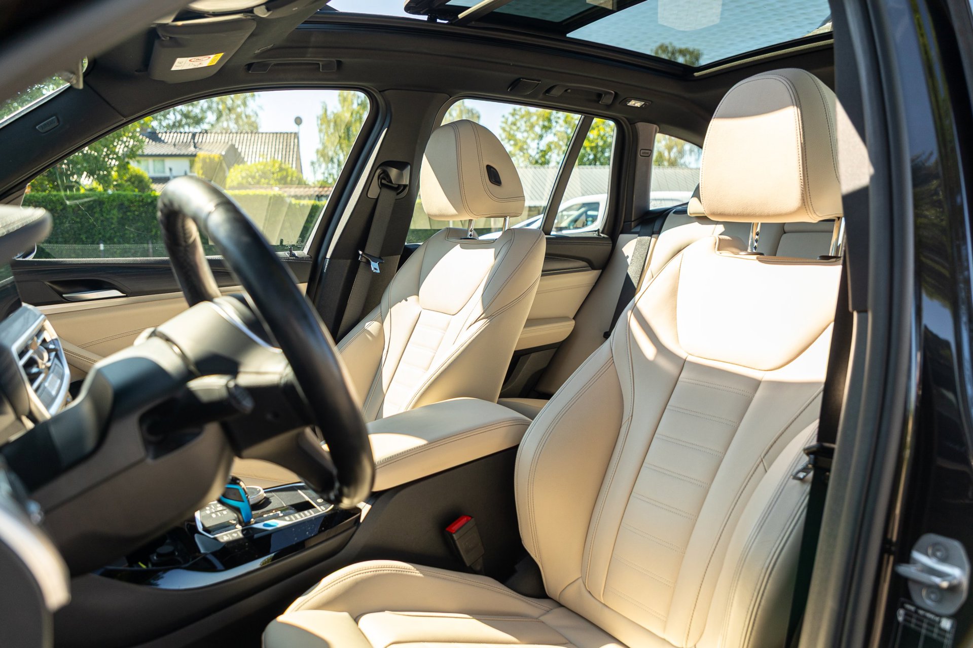 Foto van BMW Ix3