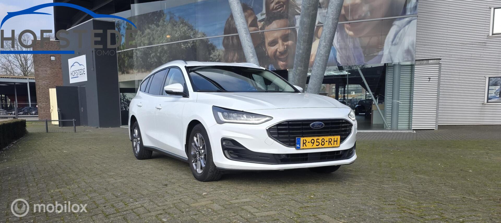 Ford Focus 1.0 EcoBoost Hybrid Titanium 2022 - voorkant