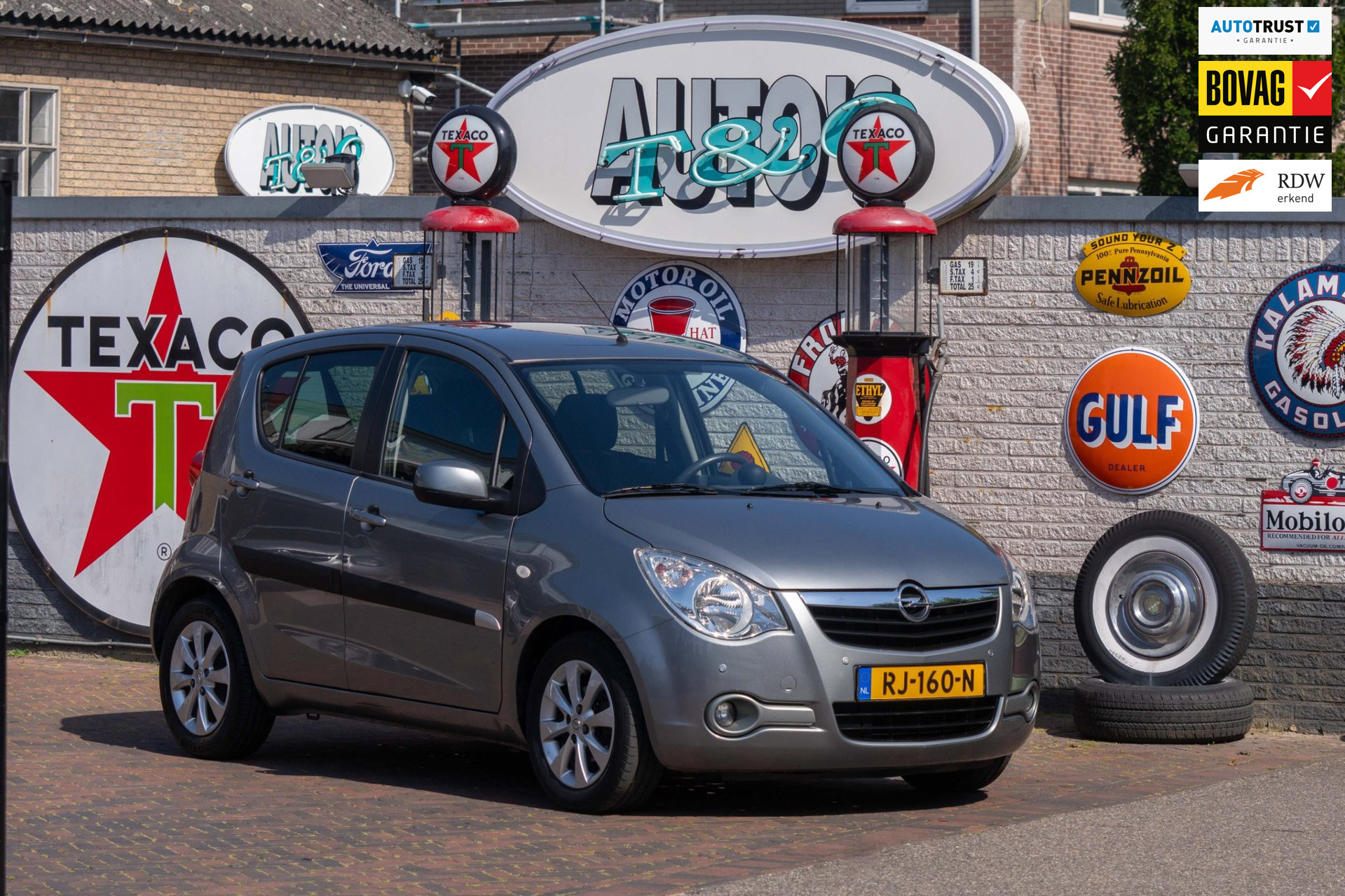 Opel Agila 1.2 Edition Automaat 1e Eigenaar 61.800 km +NAP NL-auto 2013 - voorkant