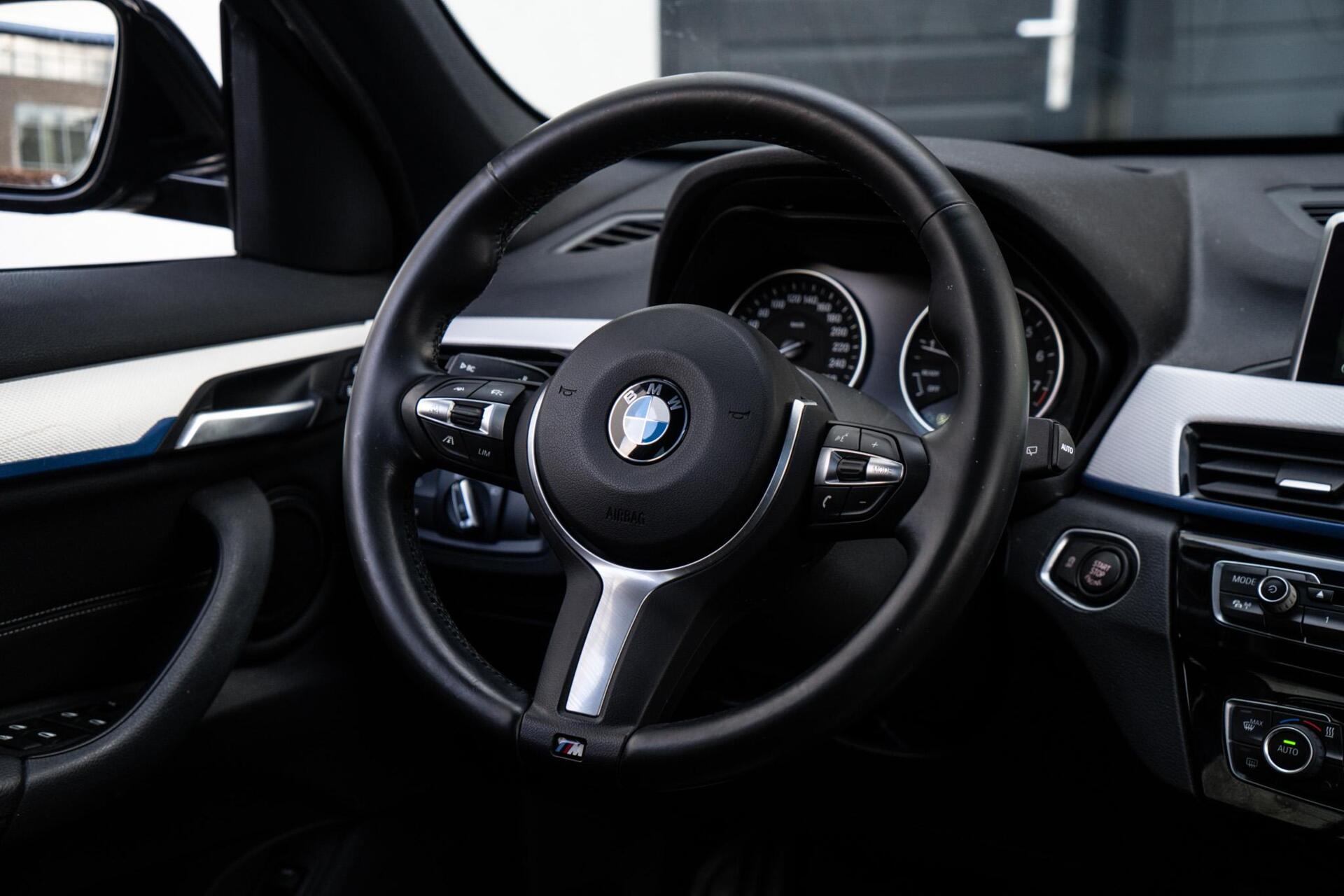 Foto van BMW X1 Xdrive20i