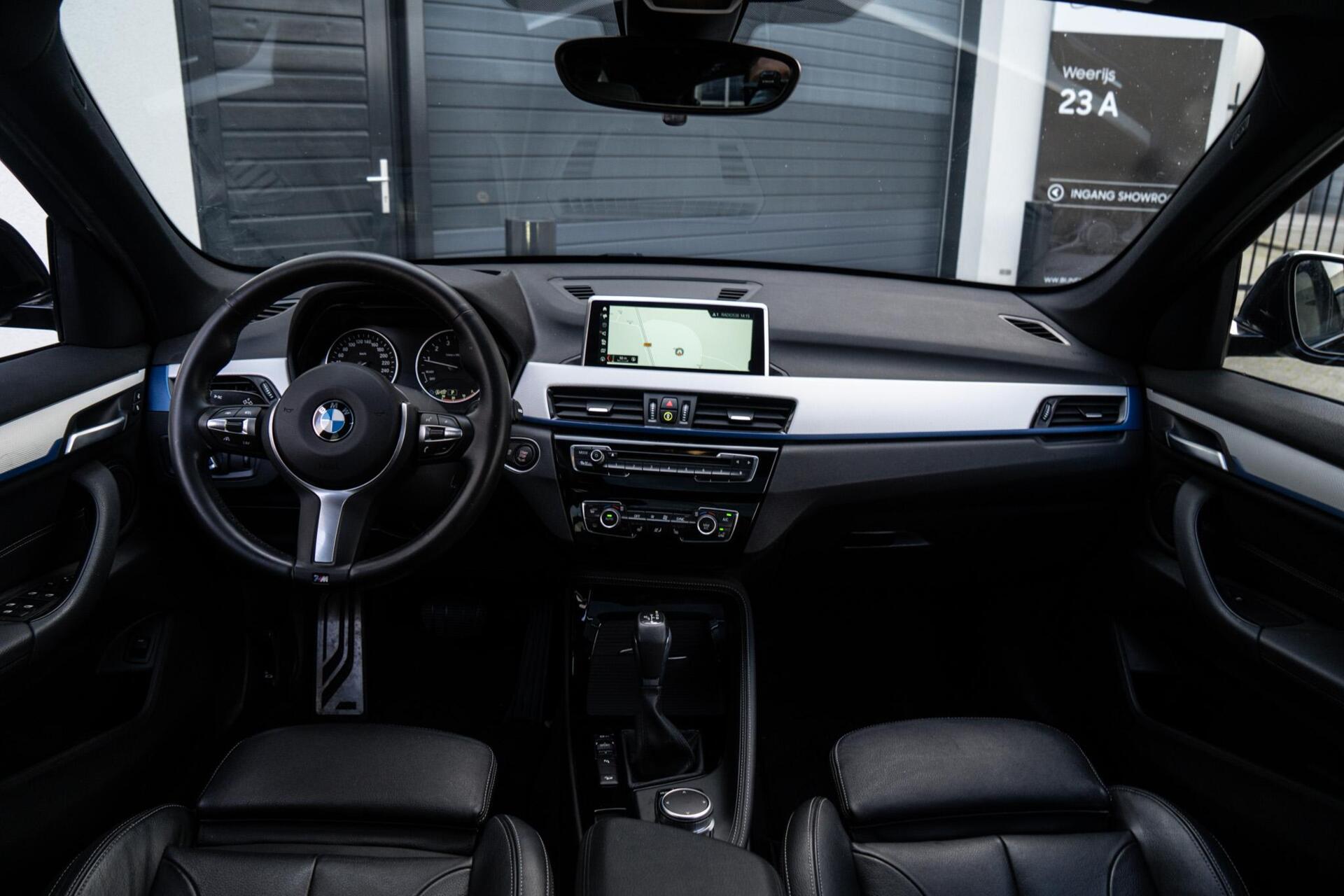 Foto van BMW X1 Xdrive20i