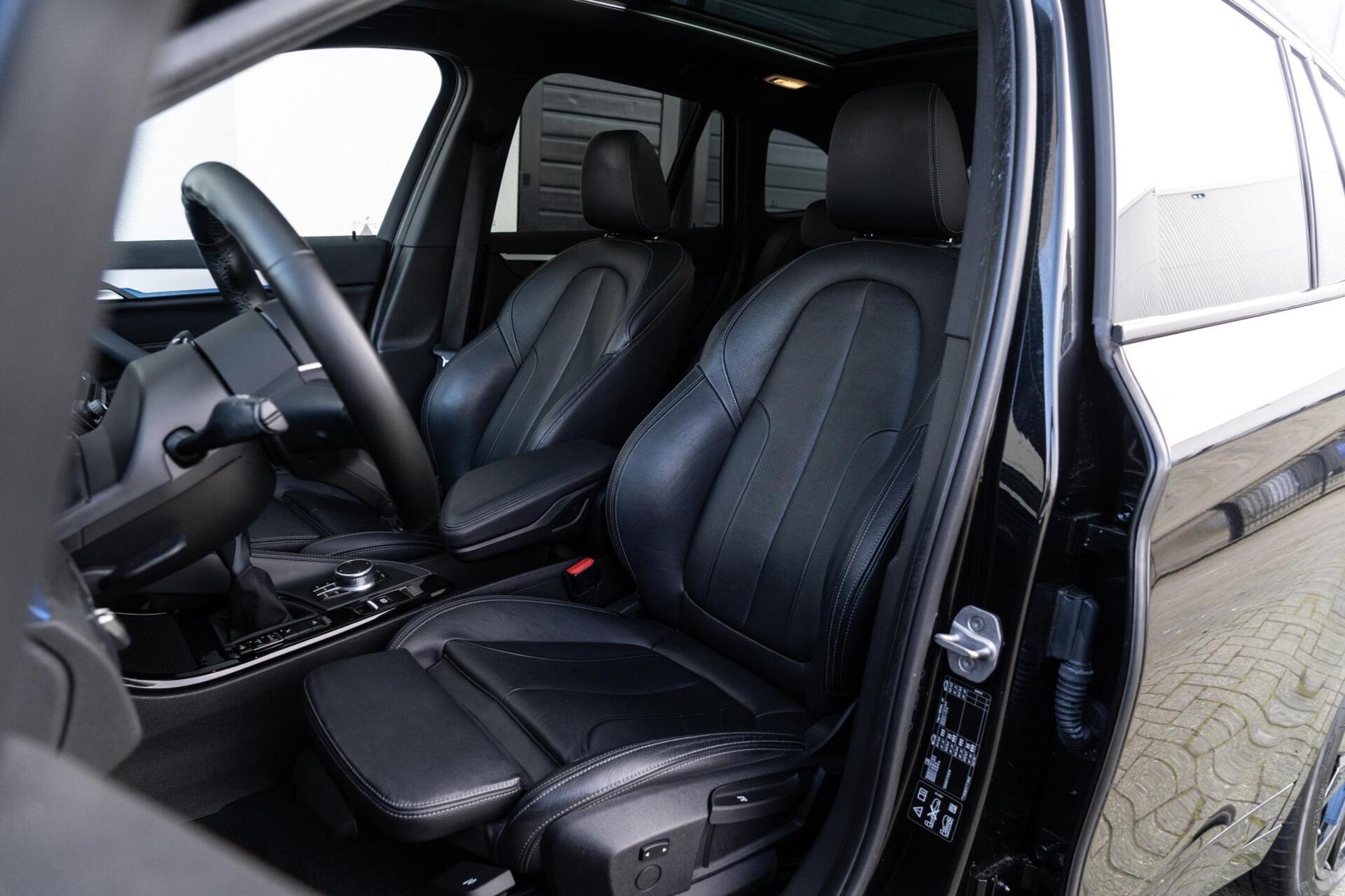 Foto van BMW X1 Xdrive20i