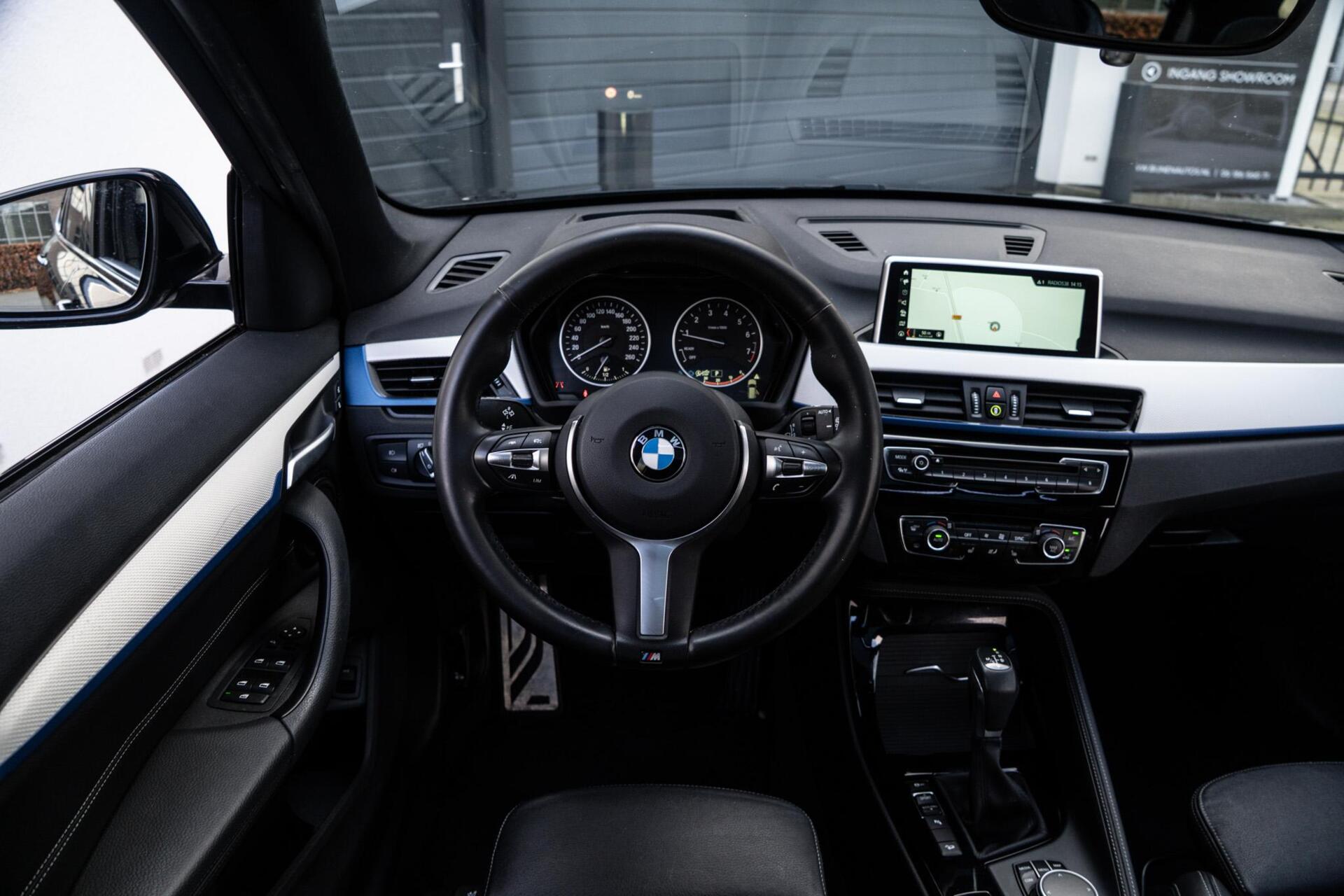 Foto van BMW X1 Xdrive20i