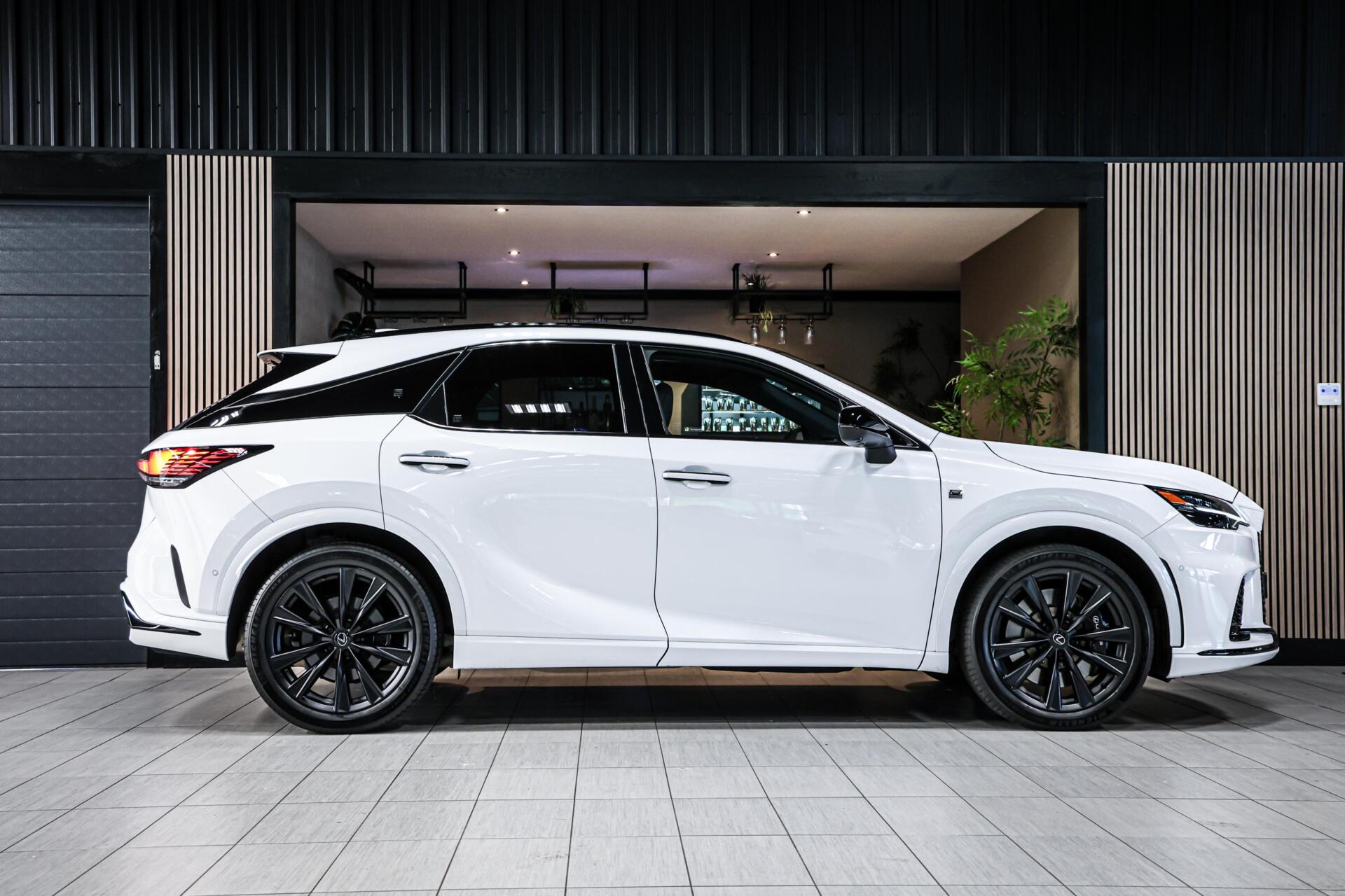 Foto van Lexus Lexus Rx500h