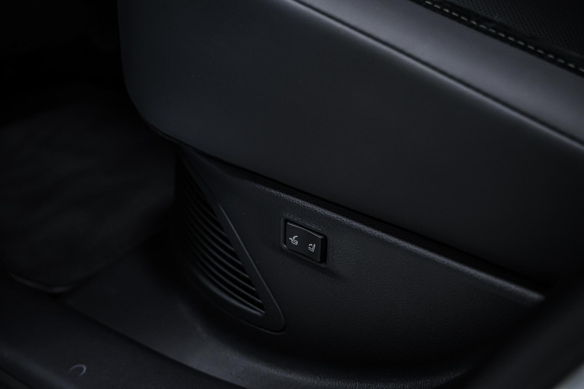 Foto van Lexus Lexus Rx500h