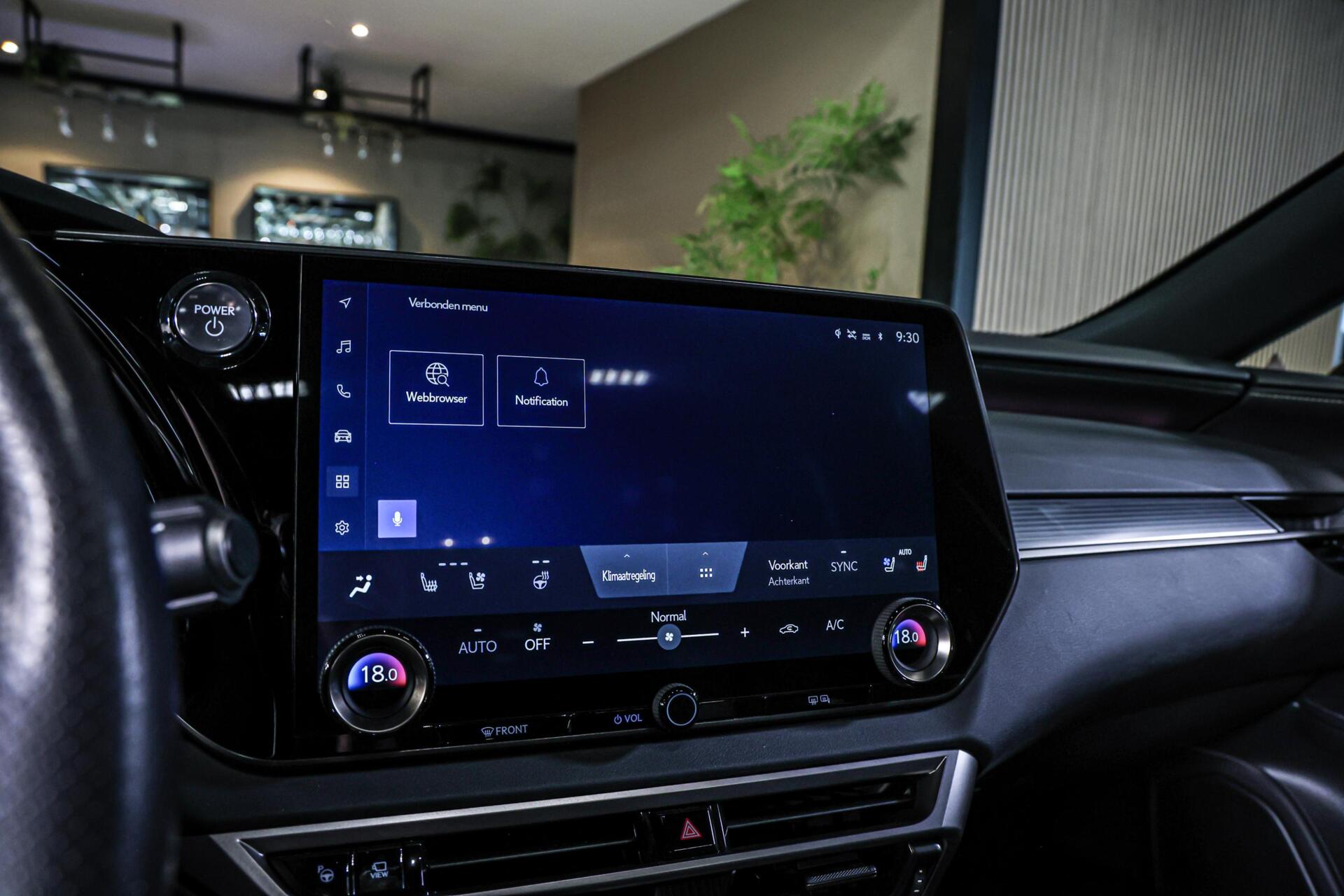 Foto van Lexus Lexus Rx500h