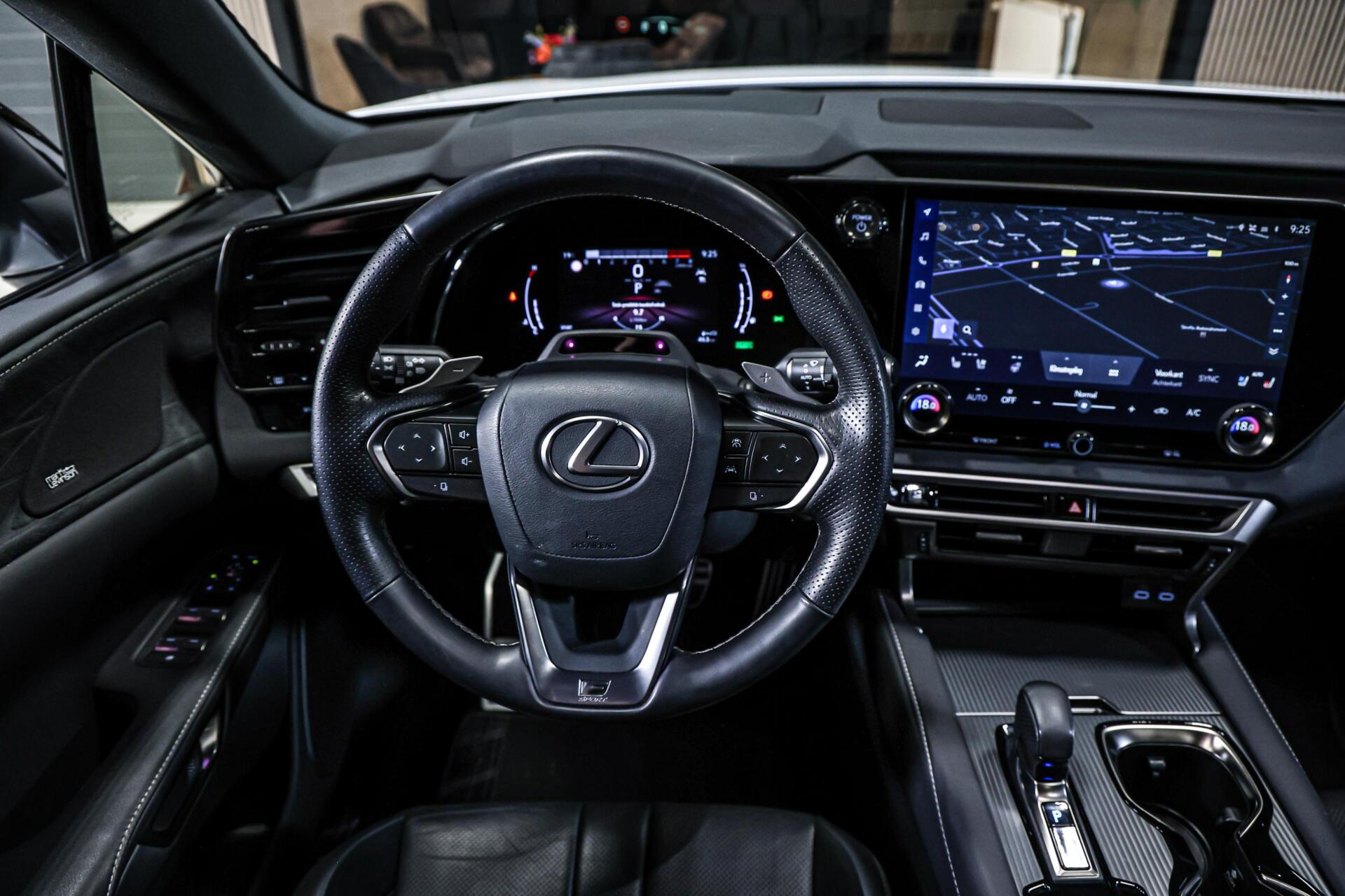 Foto van Lexus Lexus Rx500h