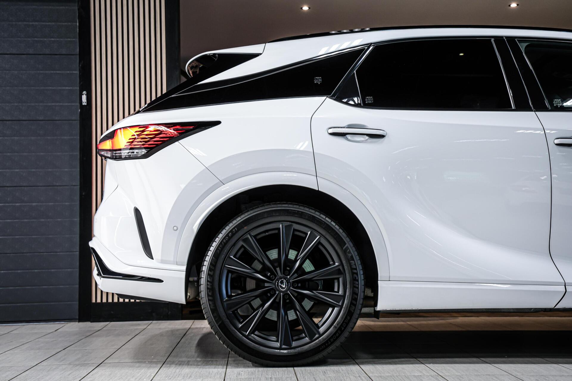 Foto van Lexus Lexus Rx500h