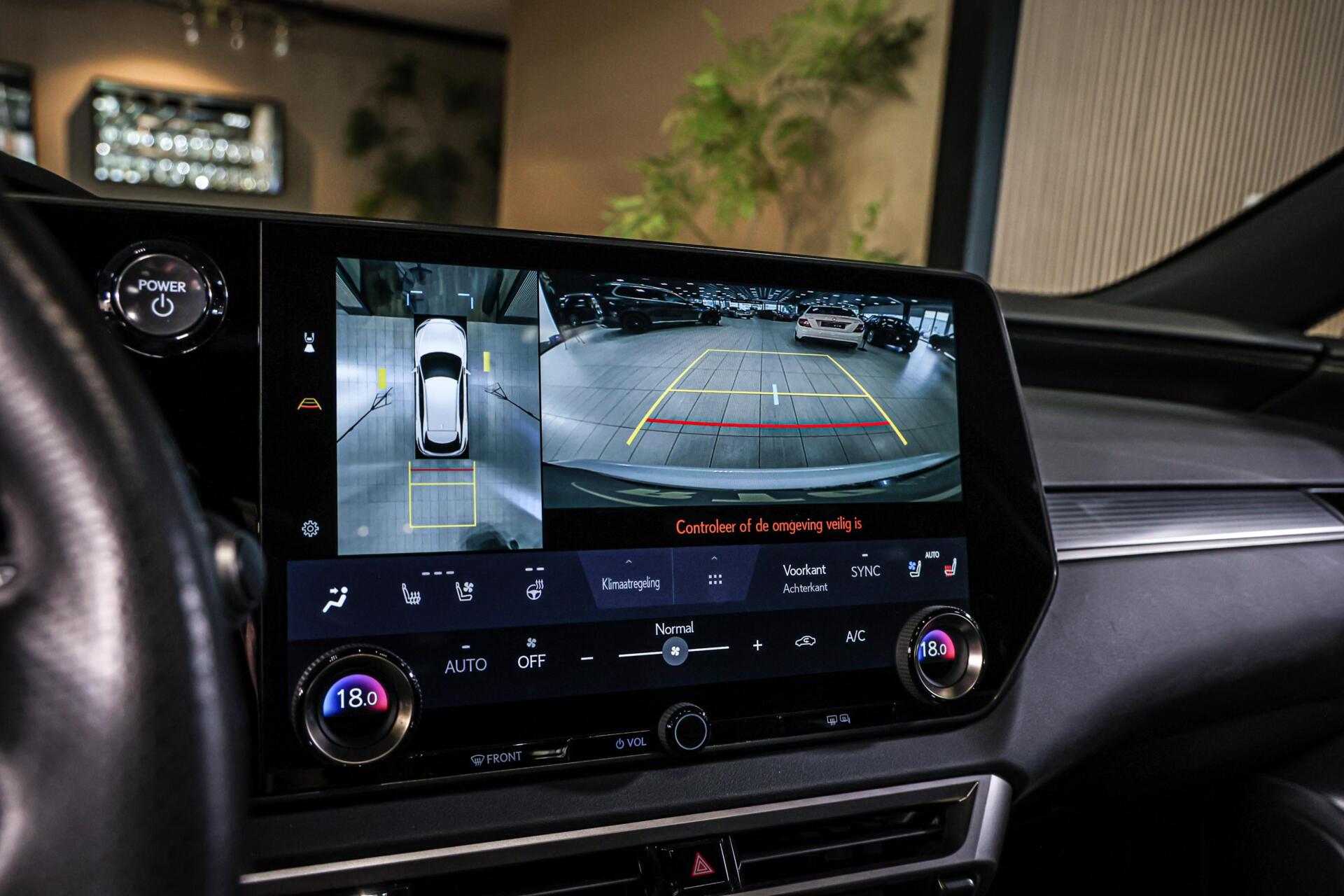 Foto van Lexus Lexus Rx500h