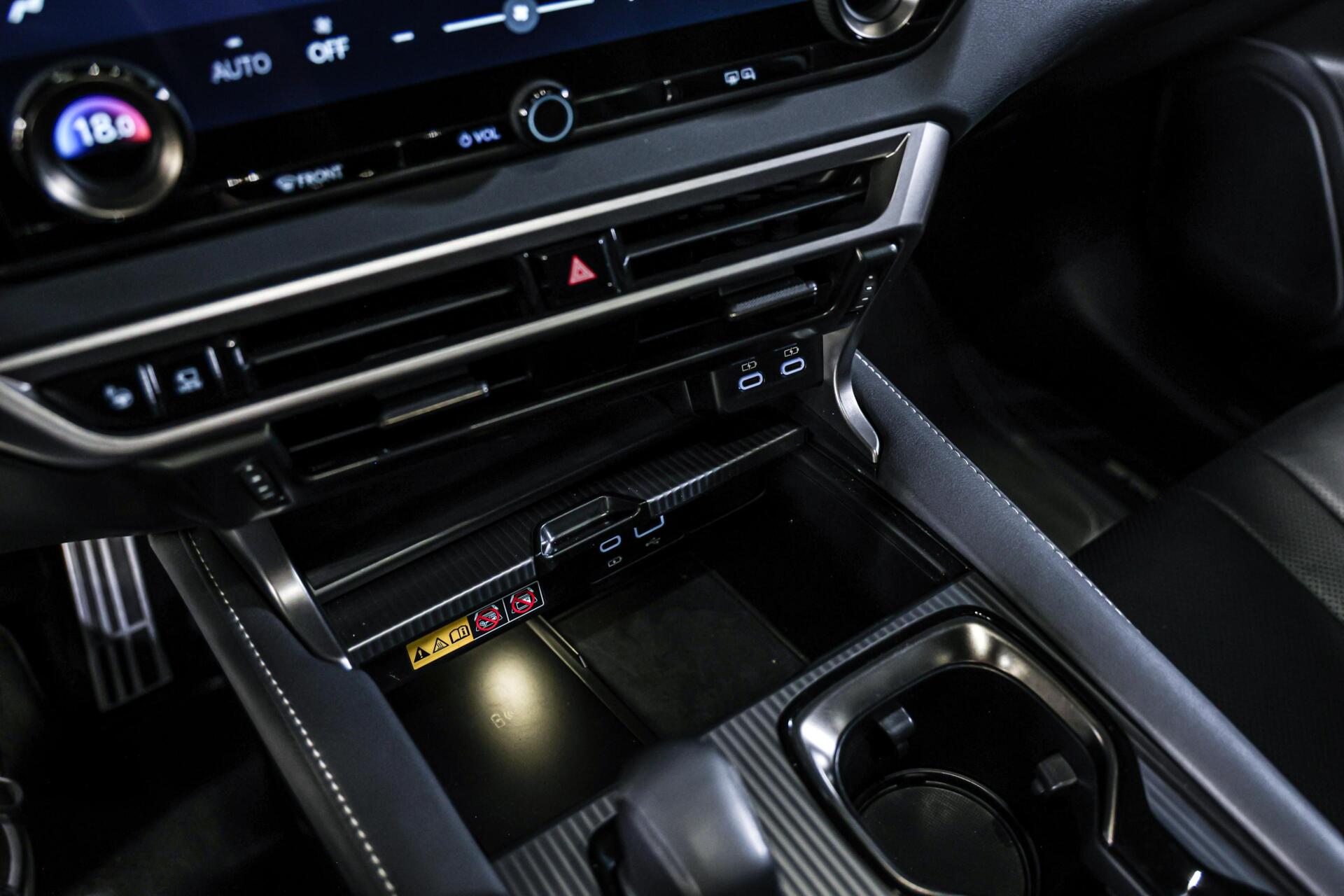 Foto van Lexus Lexus Rx500h