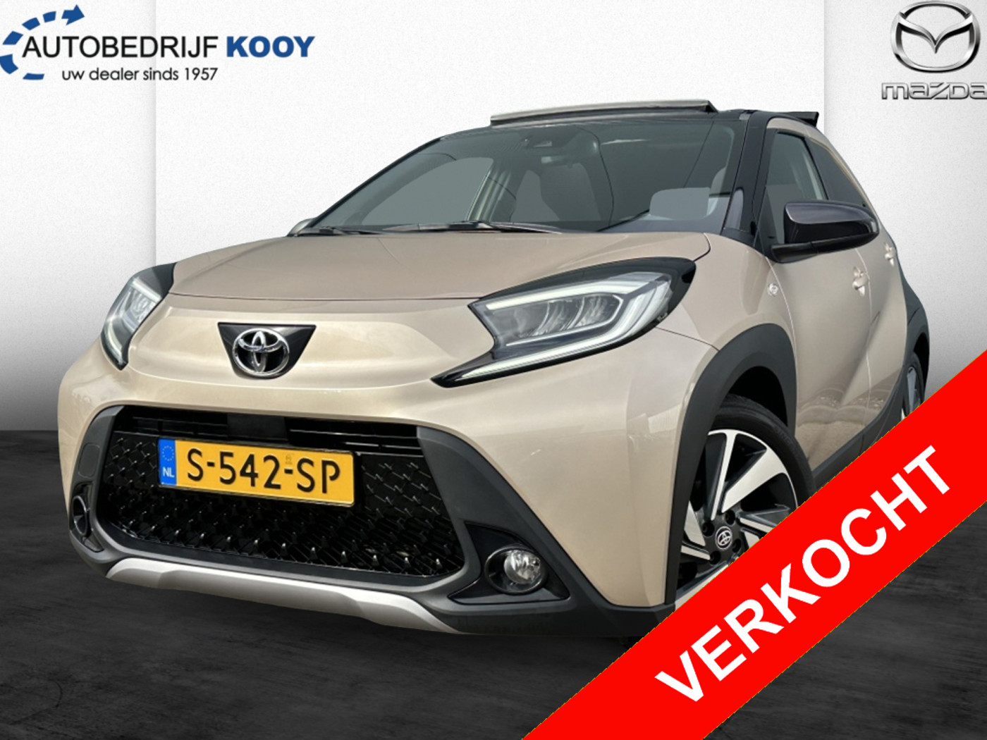 Toyota Toyota Aygo X 1.0 VVT-i MT Envy / Elektrisch Vouwdak / JBL / 1e eigenaar / NL 2023 - voorkant