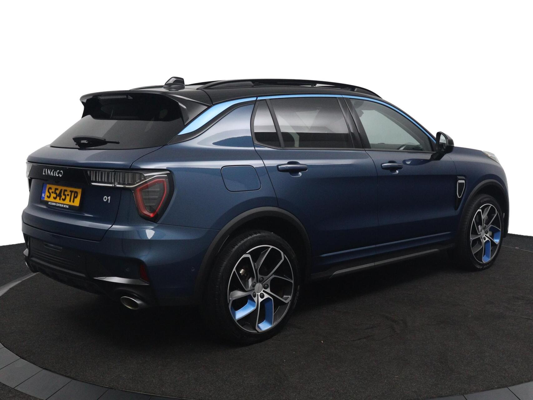 Foto van Lynk&co LYNK & Co 01