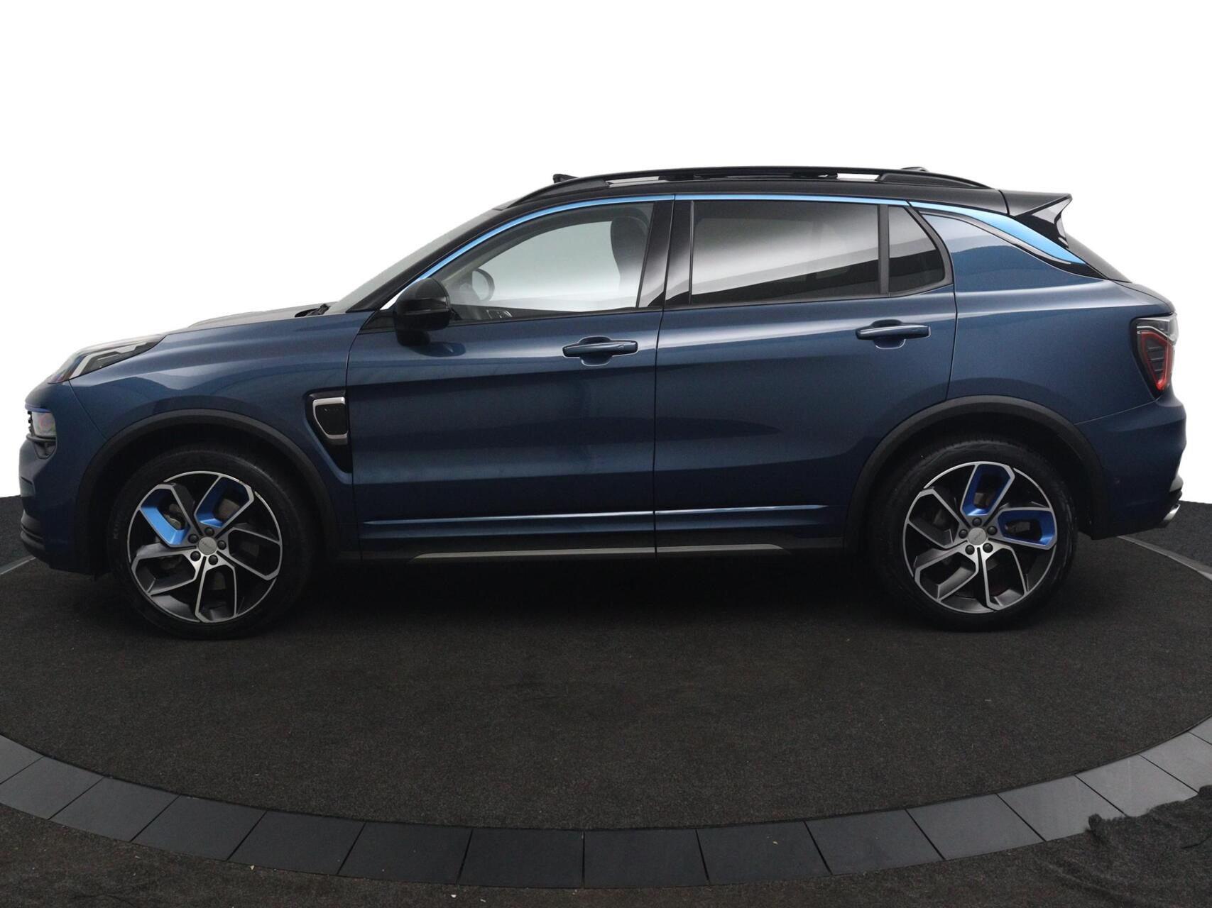 Foto van Lynk&co LYNK & Co 01