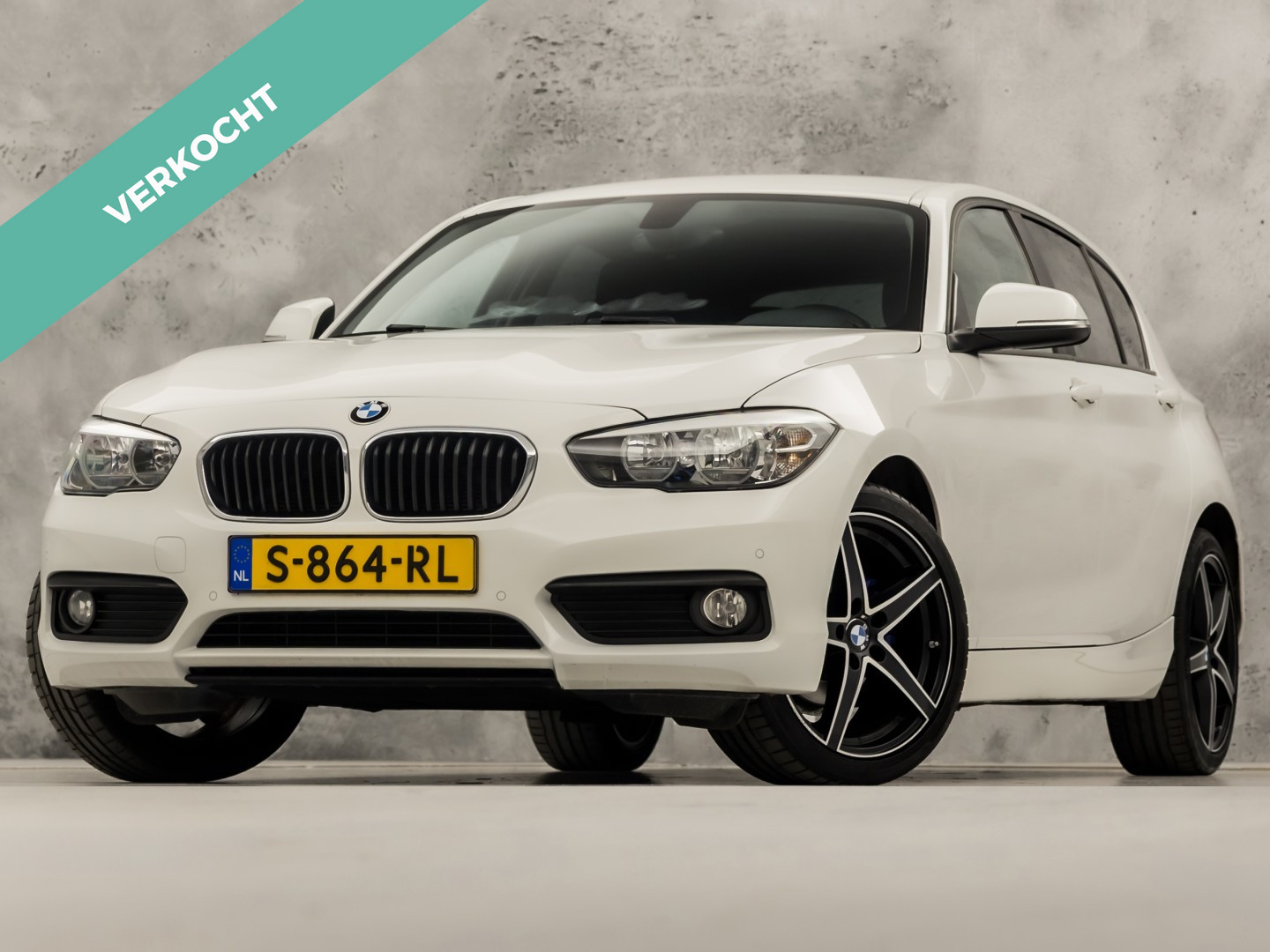 BMW 118i 118i Centennial High Executive 2016 - voorkant