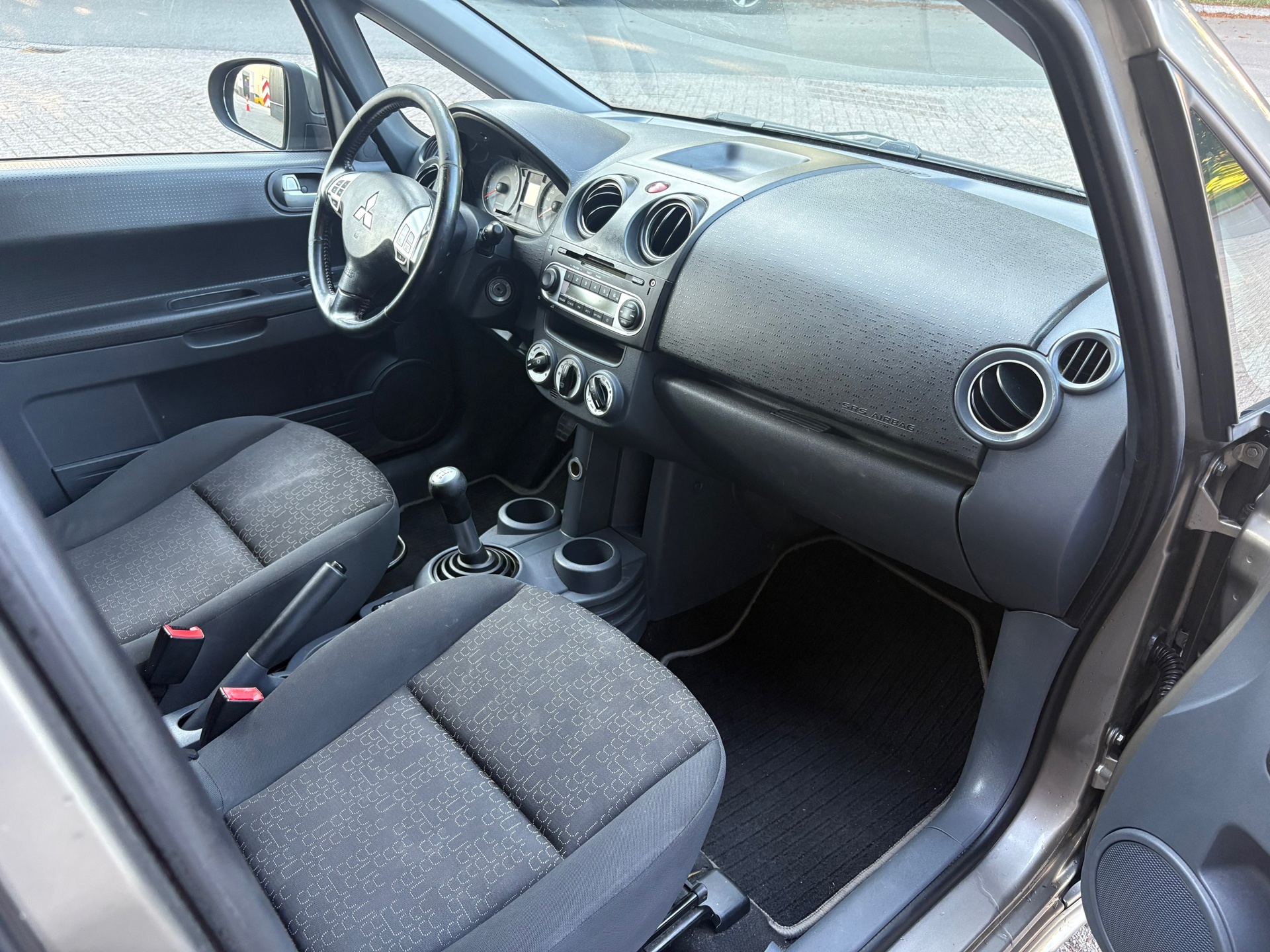 Foto van Mitsubishi Colt