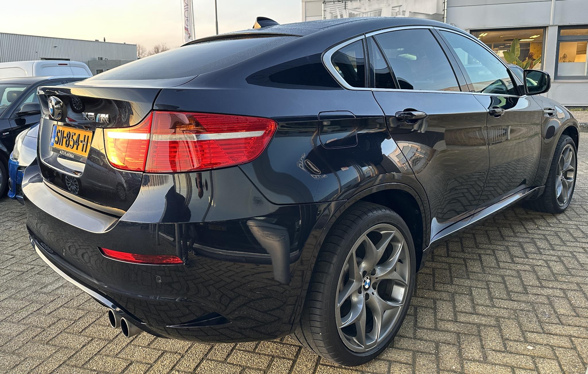 Foto van BMW X6 M