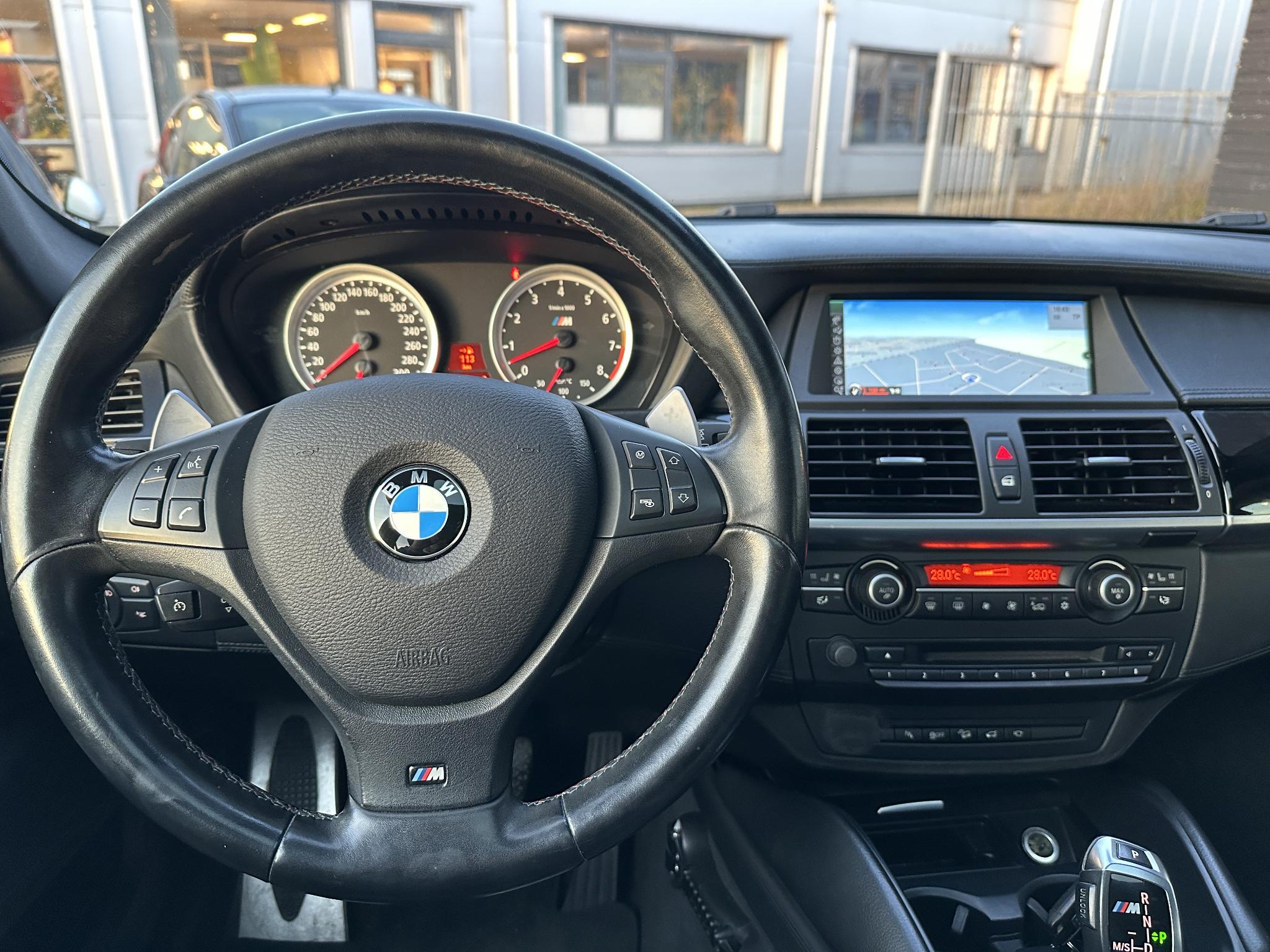 Foto van BMW X6 M
