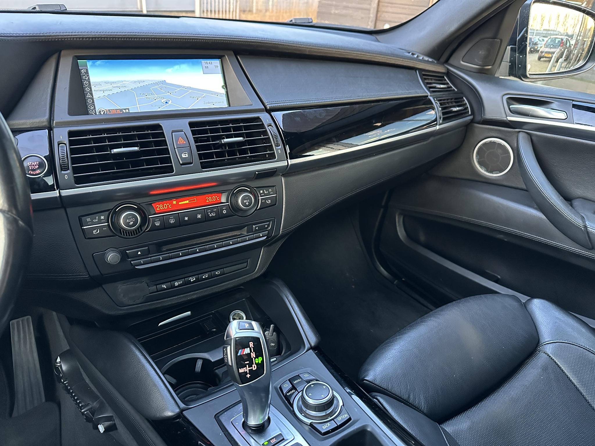 Foto van BMW X6 M