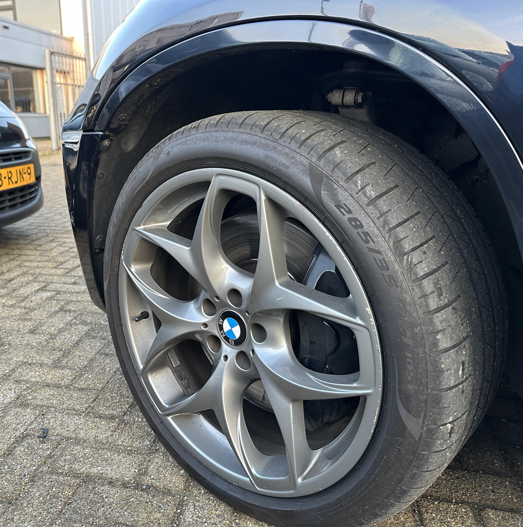 Foto van BMW X6 M