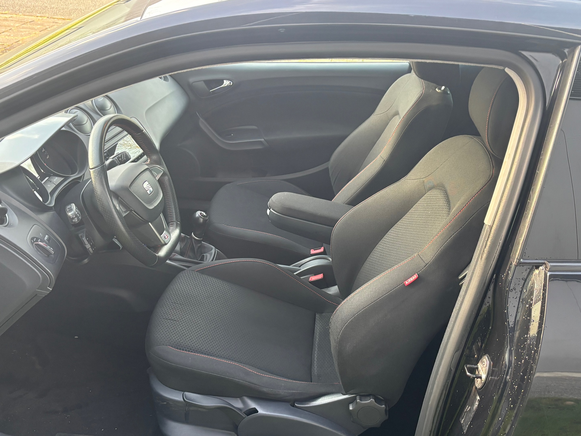 Foto van Seat Ibiza Cupra