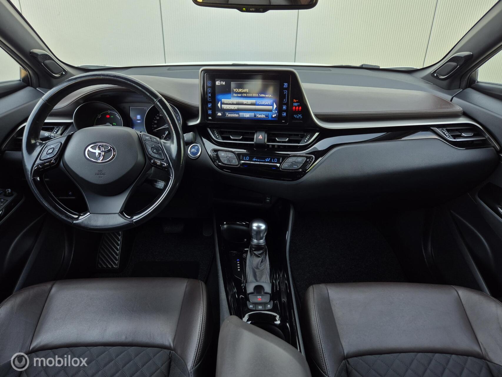 Foto van Toyota Toyota C-hr