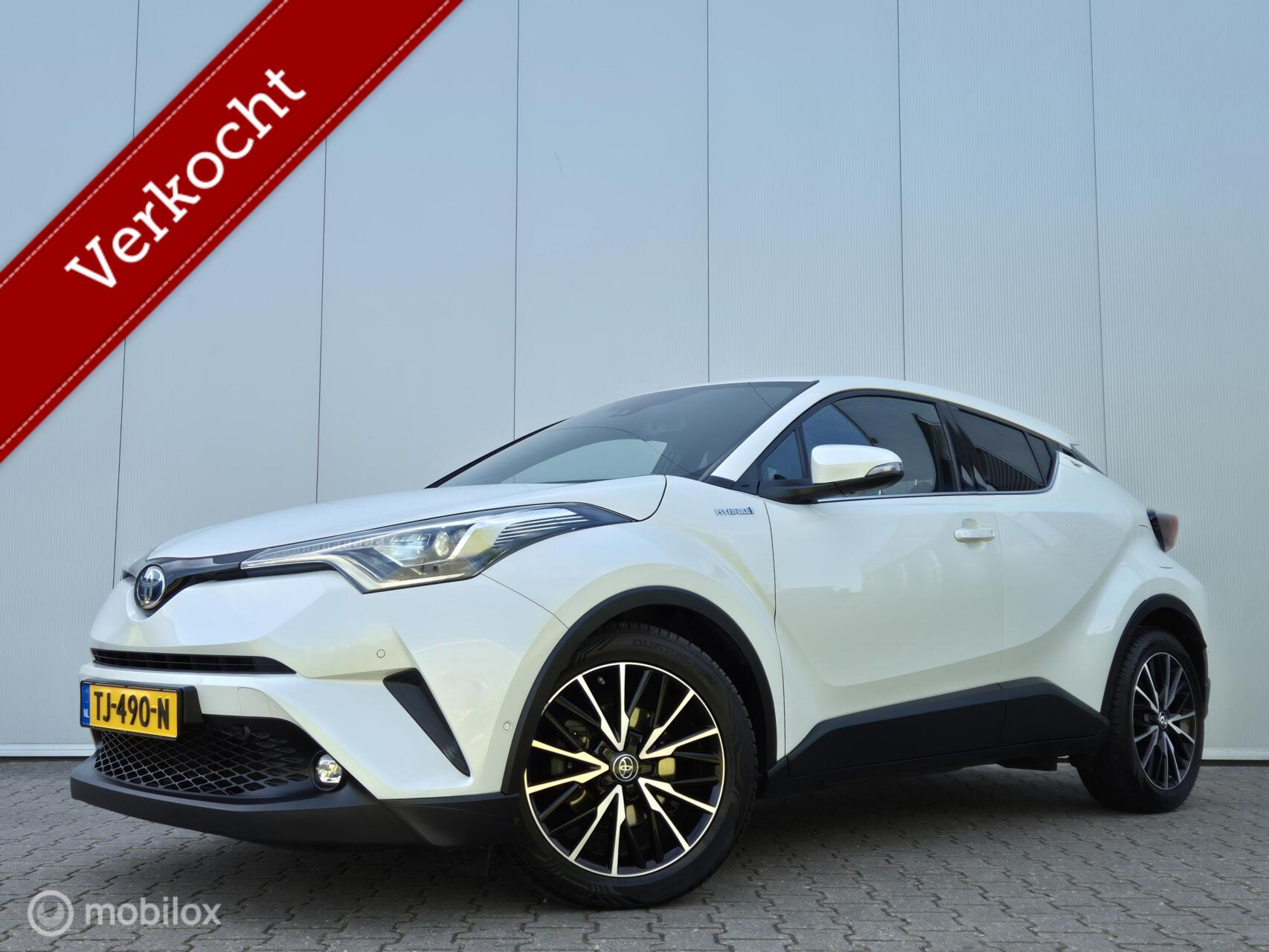 Toyota Toyota C-hr 1.8 HYBRID EXECUTIVE/FULL LED/JBL/KEYLESS/HALF-LEDER/CAMERA 2018 - voorkant