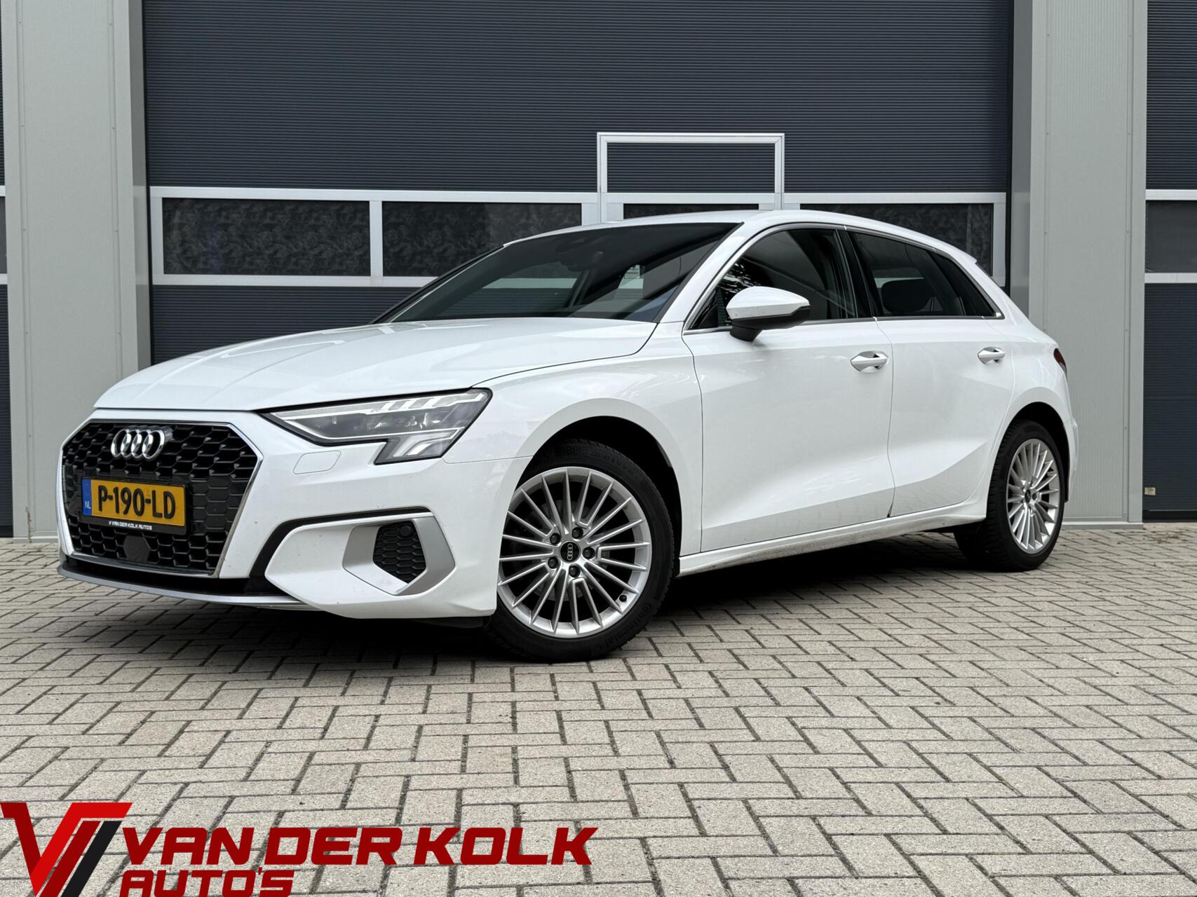 Audi A3 Sportback 30 TFSI Advanced edition | Digital Cockpit | LED | CarPlay | Climate | Adaptive Cruise | 2022 - voorkant