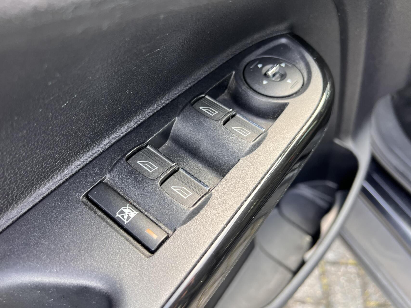Foto van Ford B-max