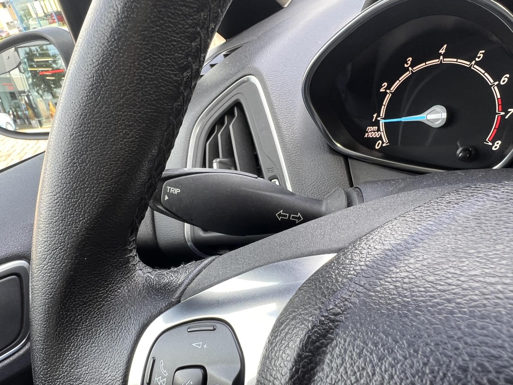Foto van Ford B-max
