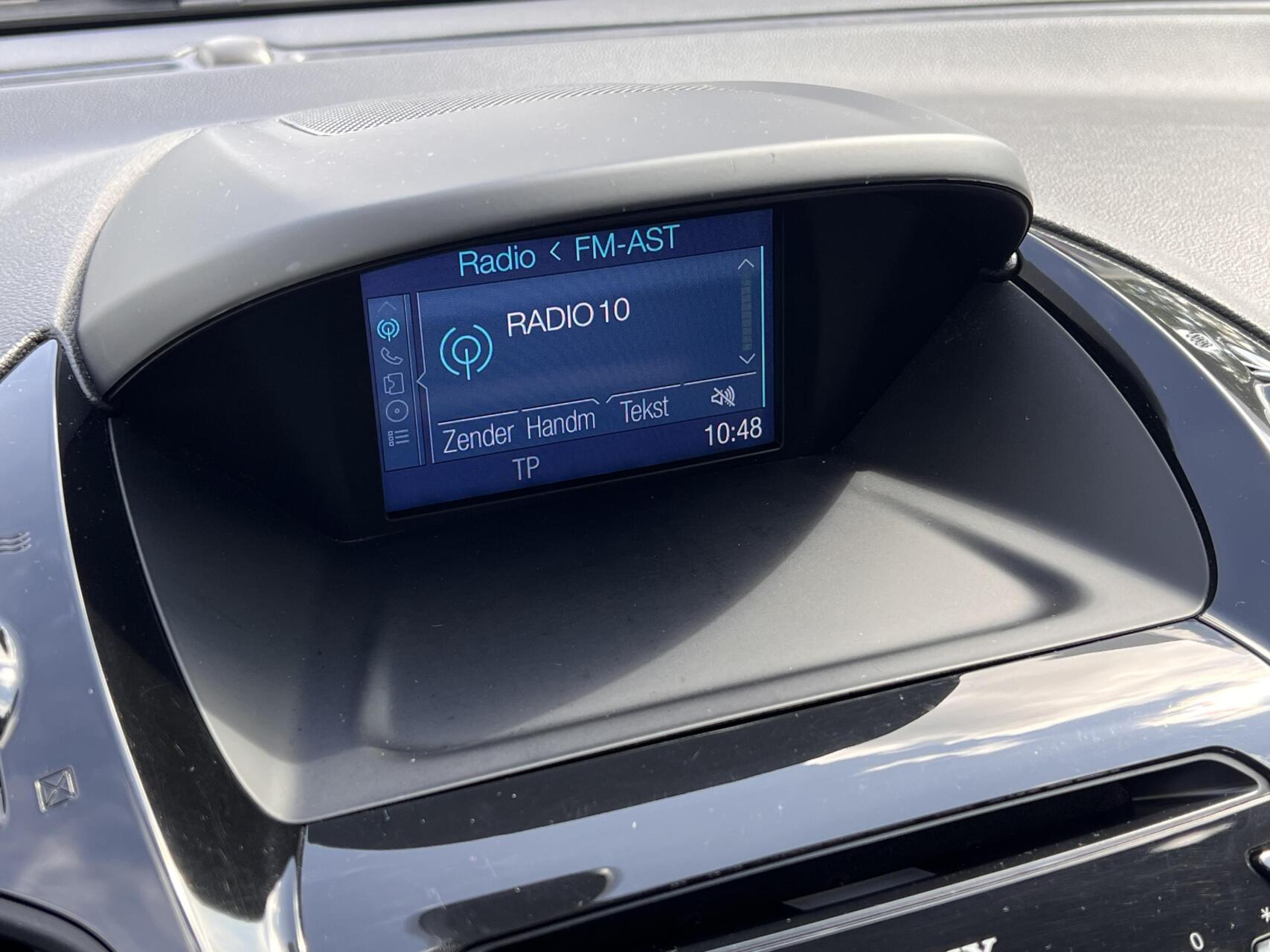 Foto van Ford B-max