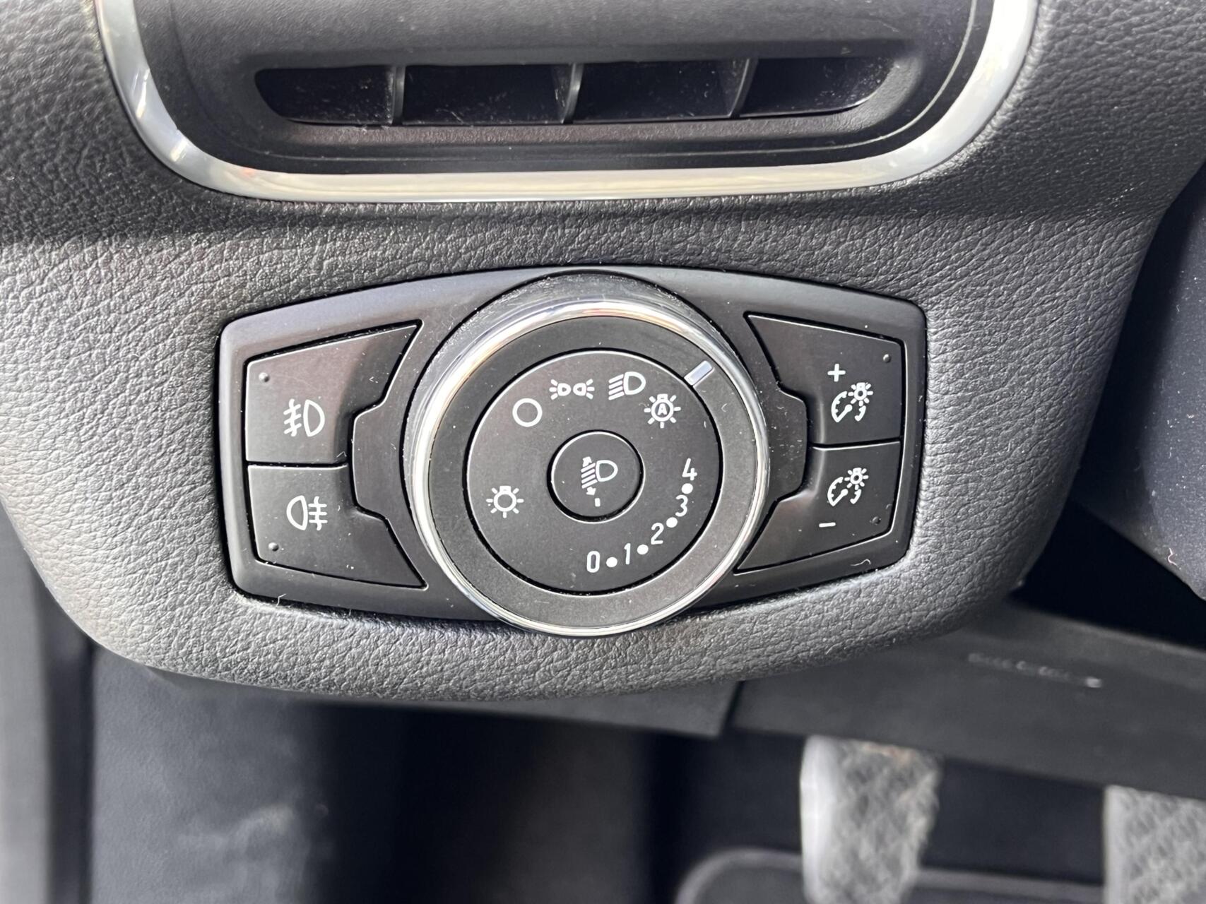 Foto van Ford B-max