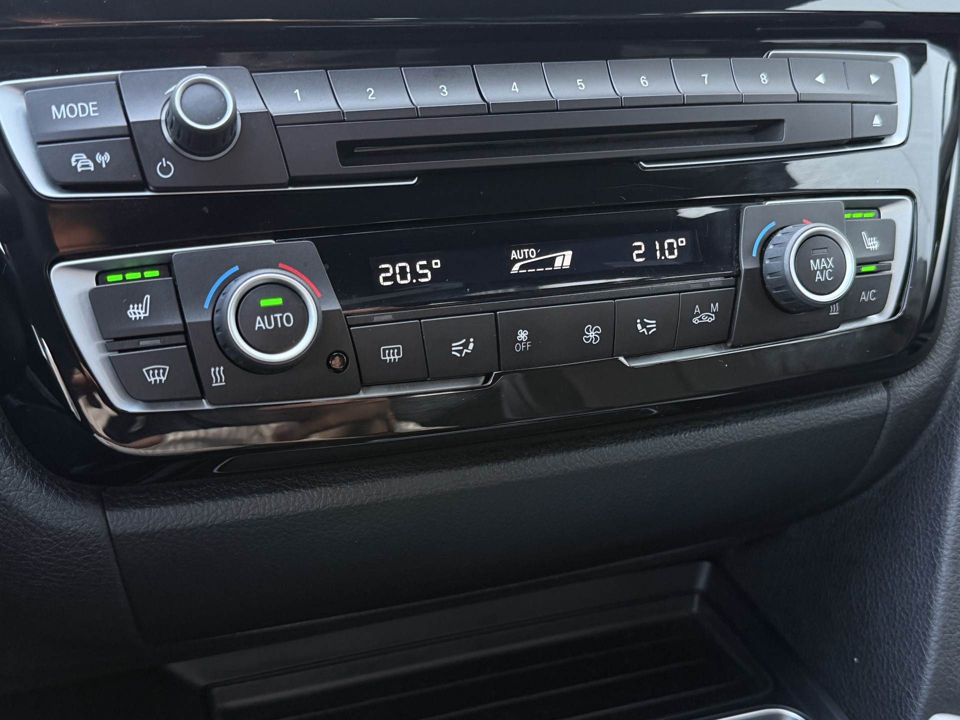 Foto van BMW 318i