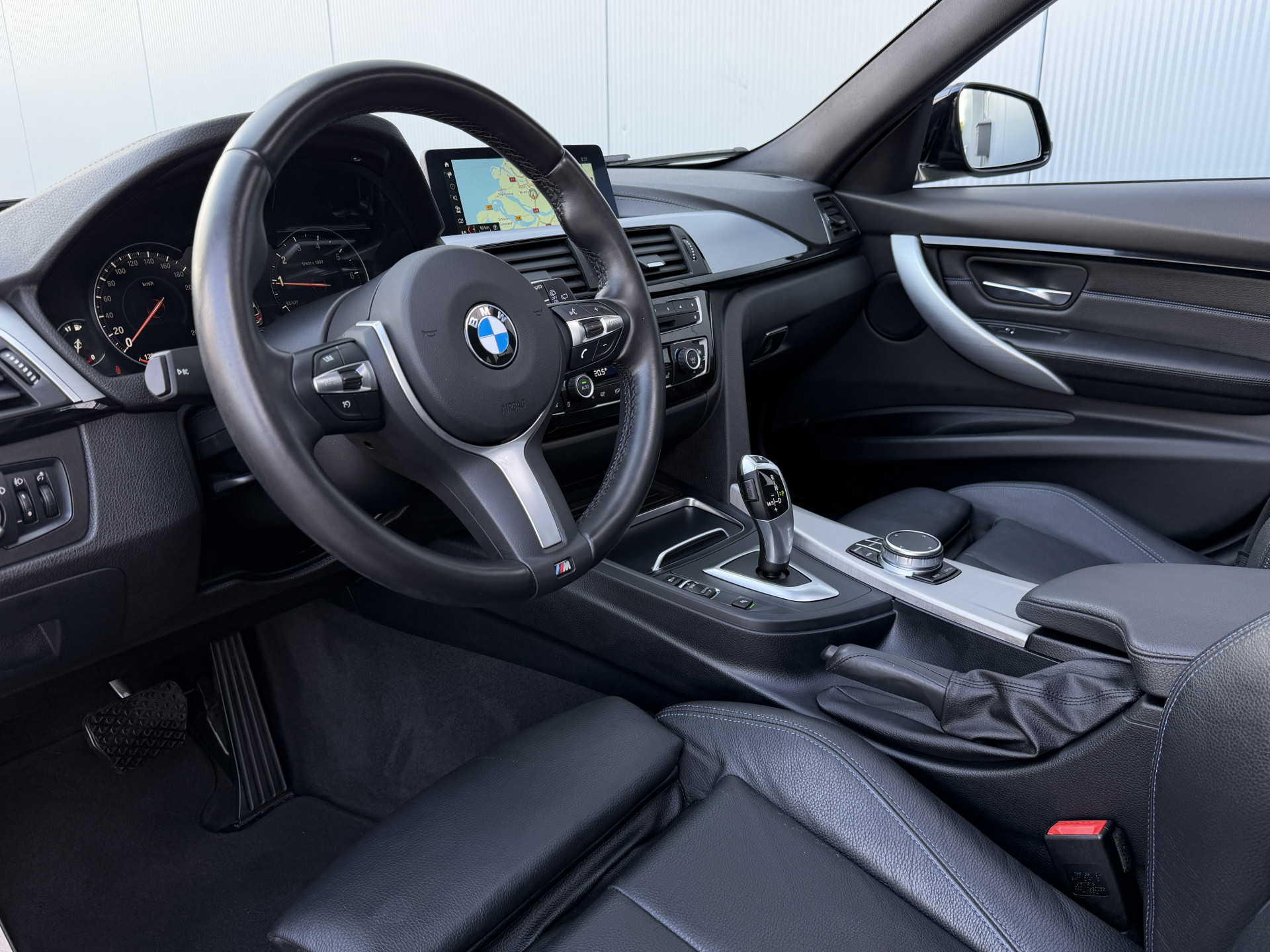 Foto van BMW 318i