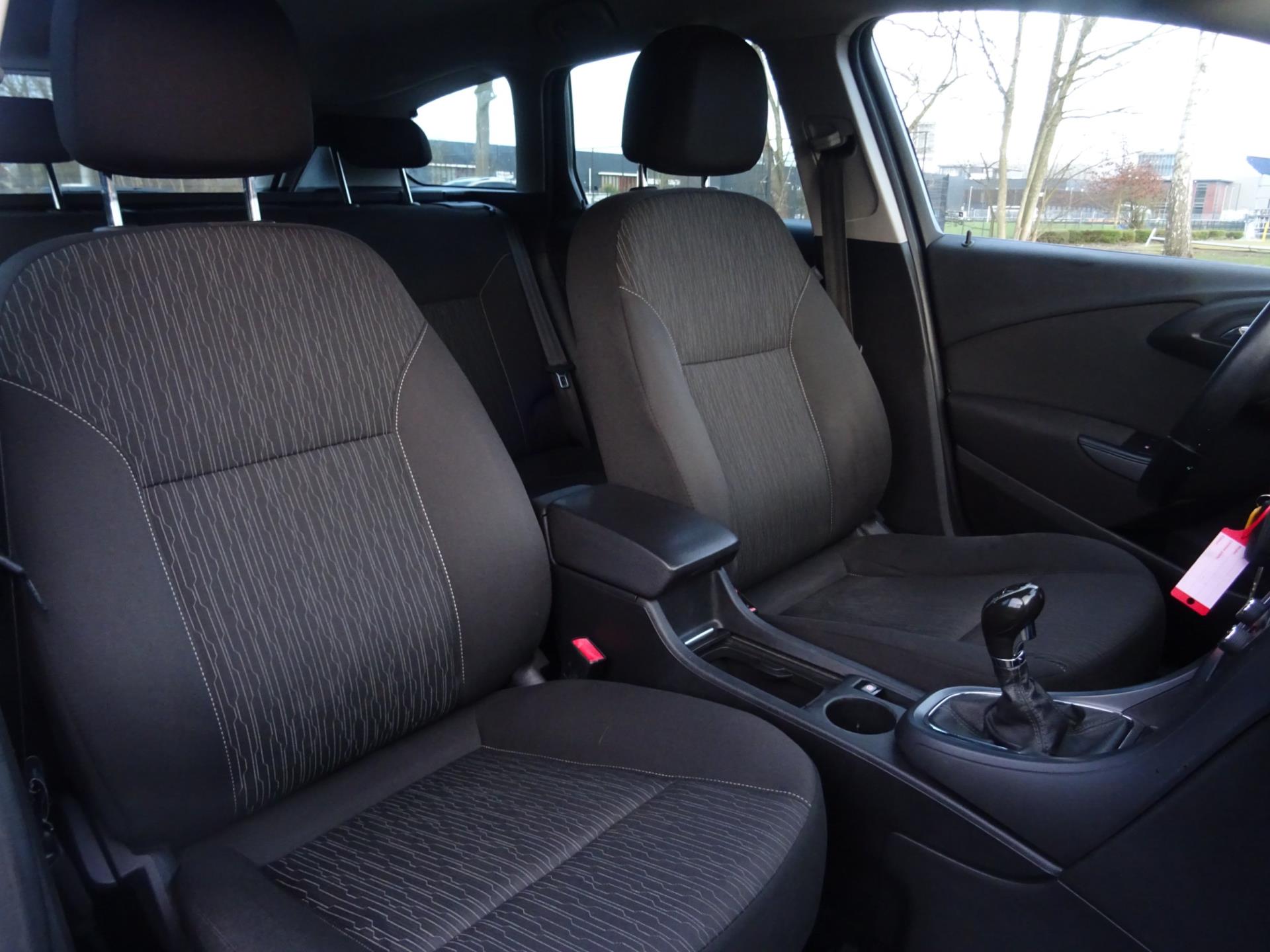 Foto van Opel Astra Sports Tourer