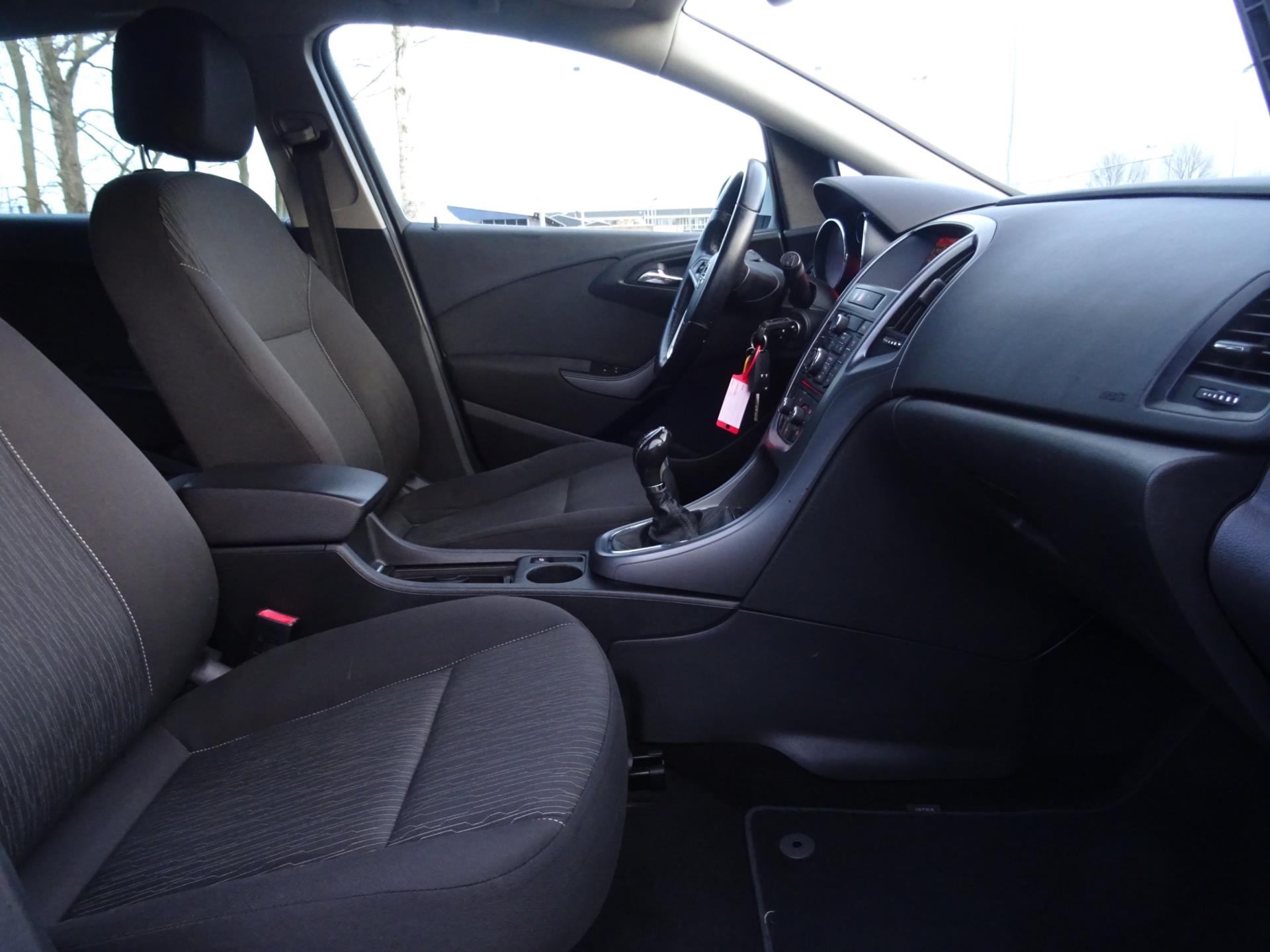 Foto van Opel Astra Sports Tourer