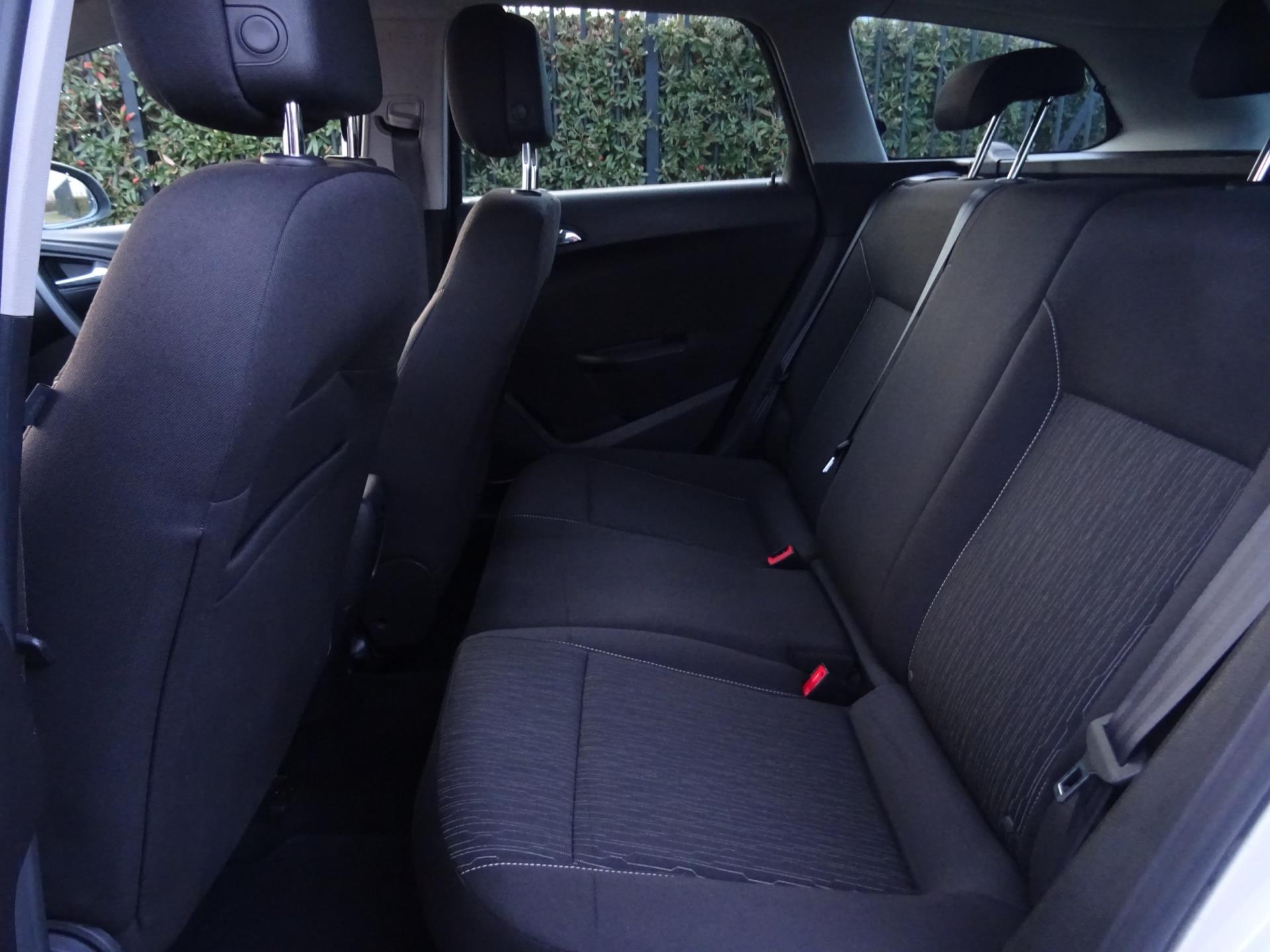 Foto van Opel Astra Sports Tourer