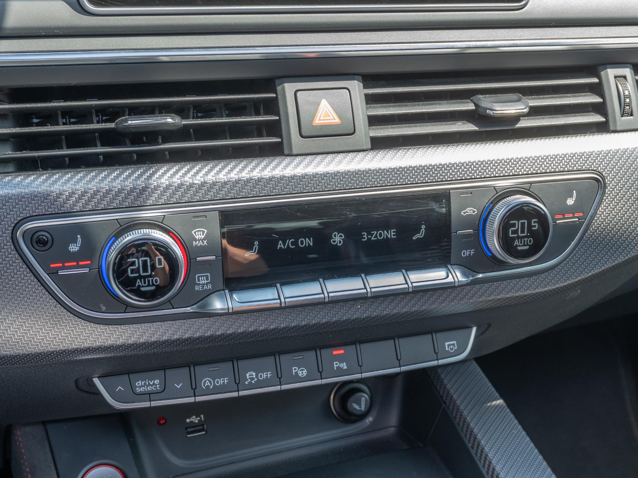 Foto van Audi RS 4 Avant