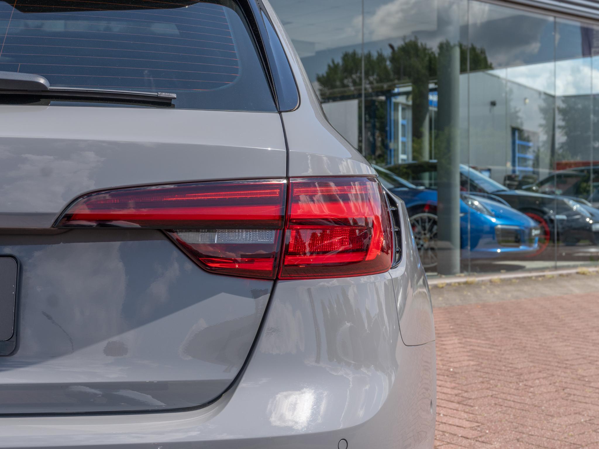 Foto van Audi RS 4 Avant