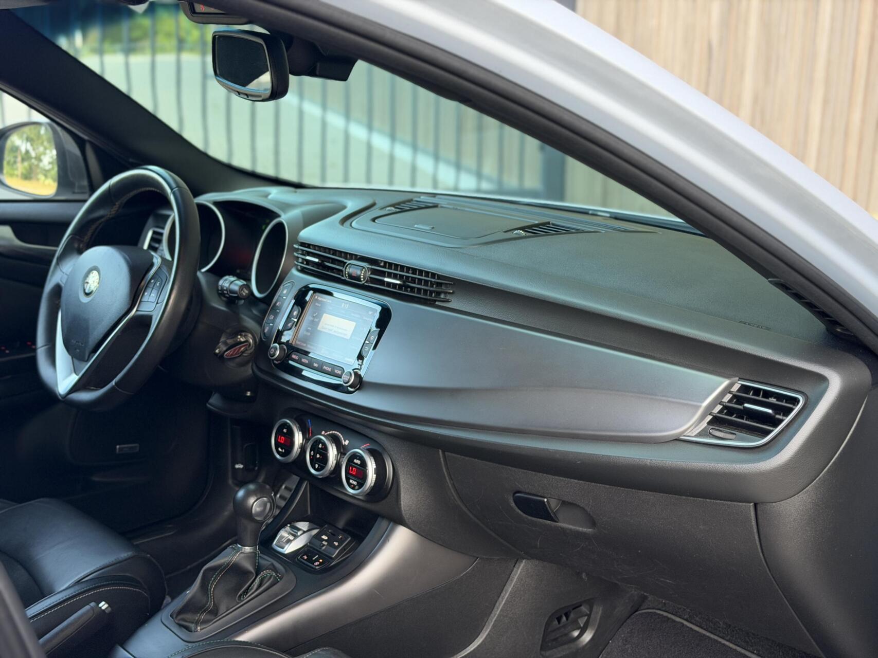 Foto van Alfa Romeo Alfa Giulietta