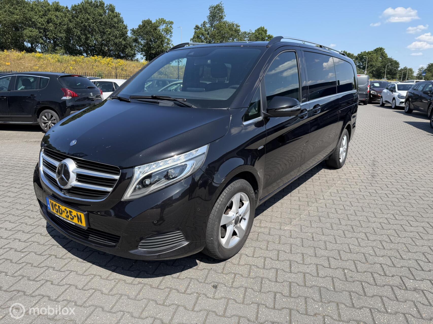 Foto van Mercedes-Benz V-klasse