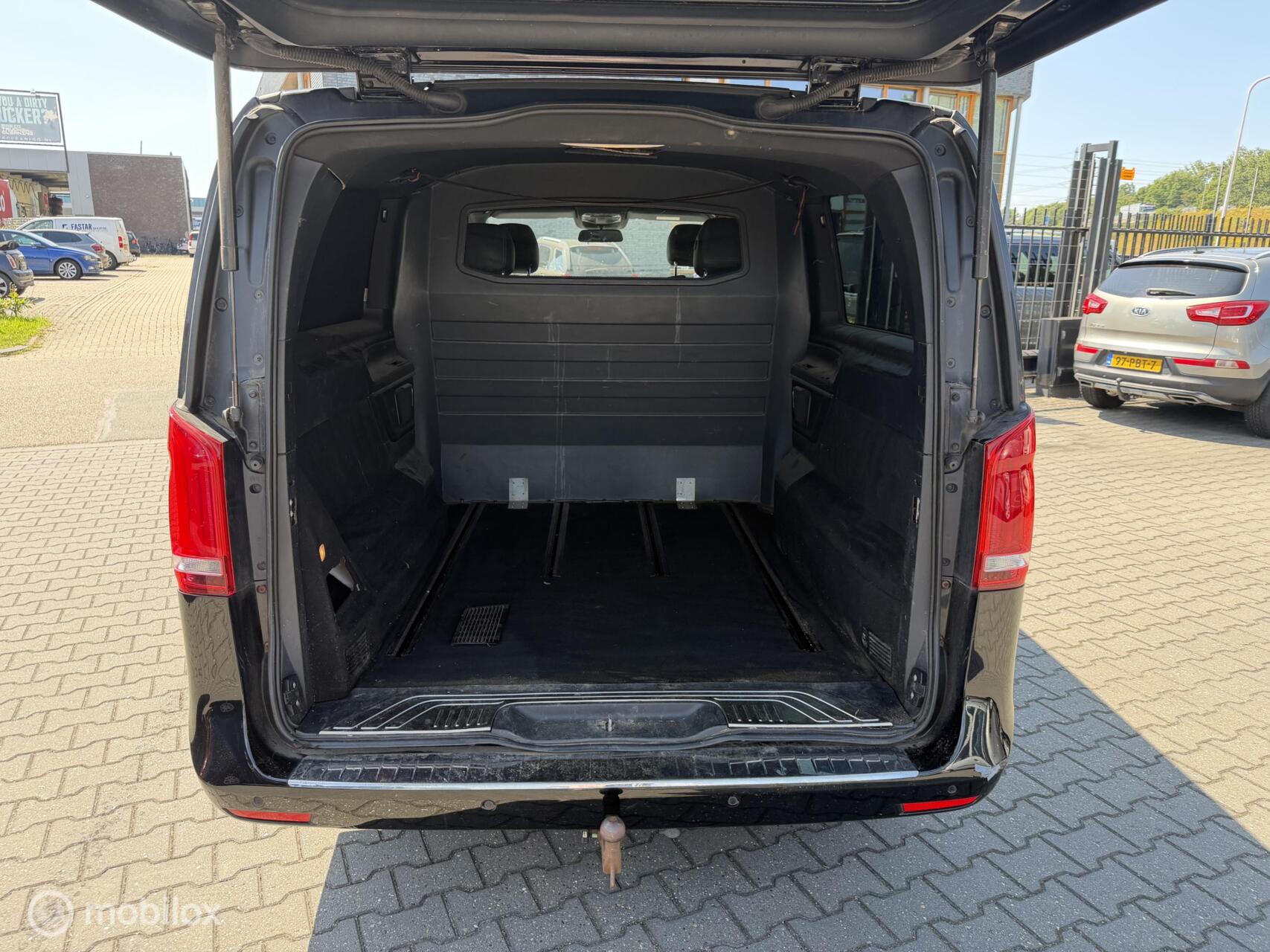 Foto van Mercedes-Benz V-klasse