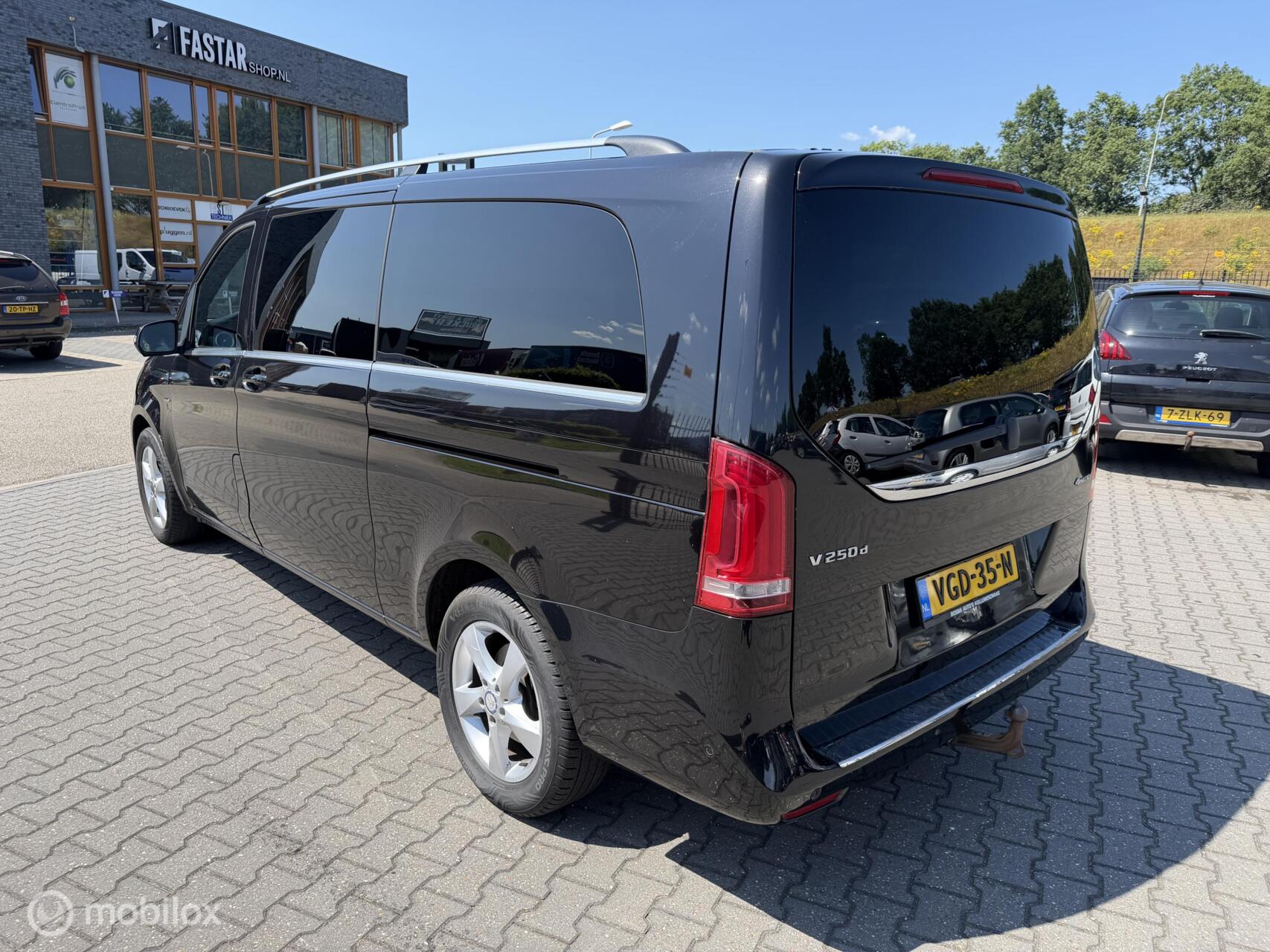 Foto van Mercedes-Benz V-klasse