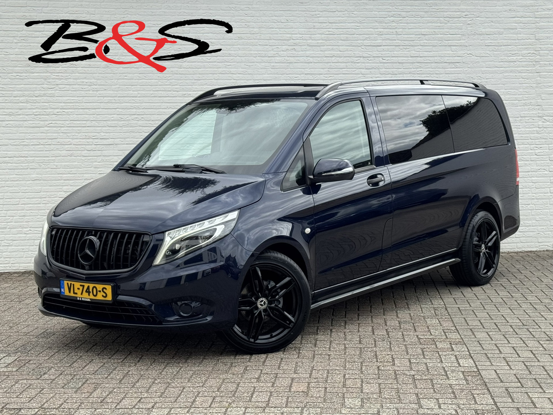 Mercedes-Benz Vito 116 CDI Lang Trekhaak Camera Clima PDC V+A Cruise Sidebars 2015 - voorkant